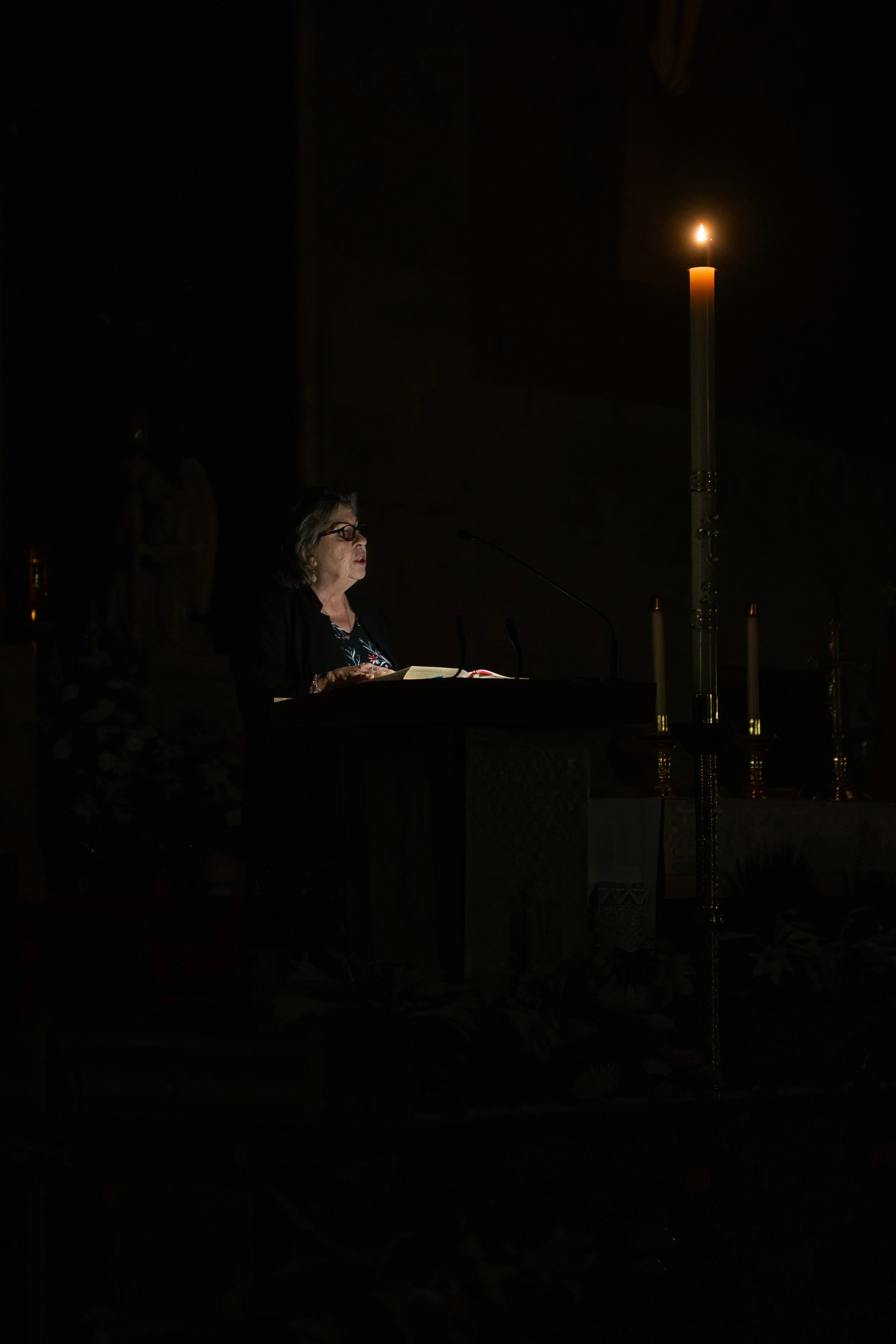 mlvrt-SLCC-EasterVigil-48.jpg