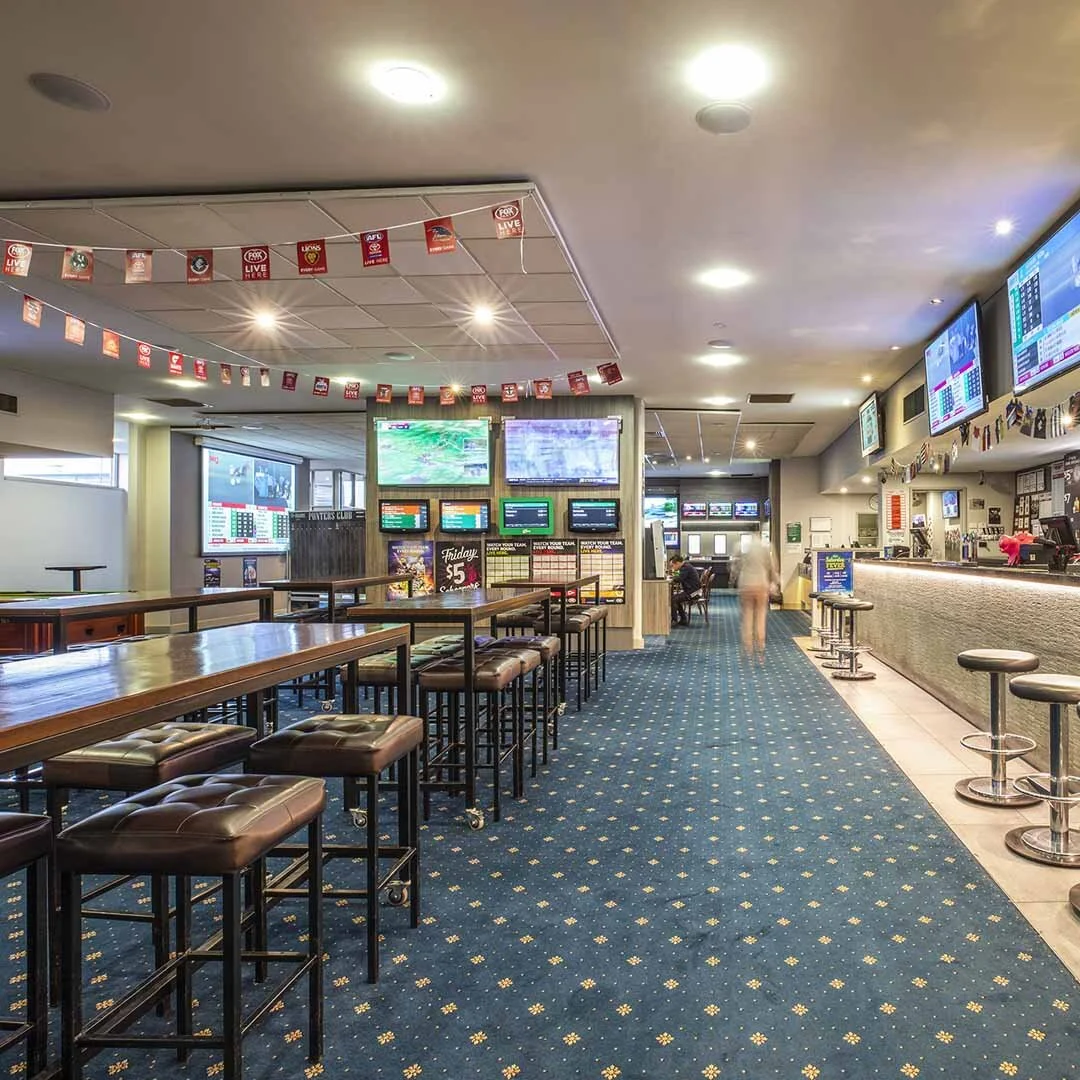 Bar — St Albans Hotel, St Albans, VIC