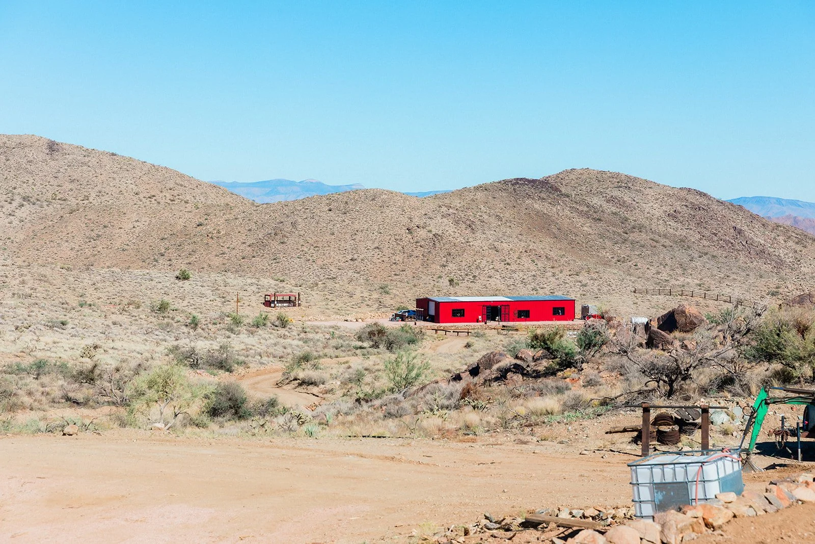 Kingman Arizona Barn Wedding-38.jpg