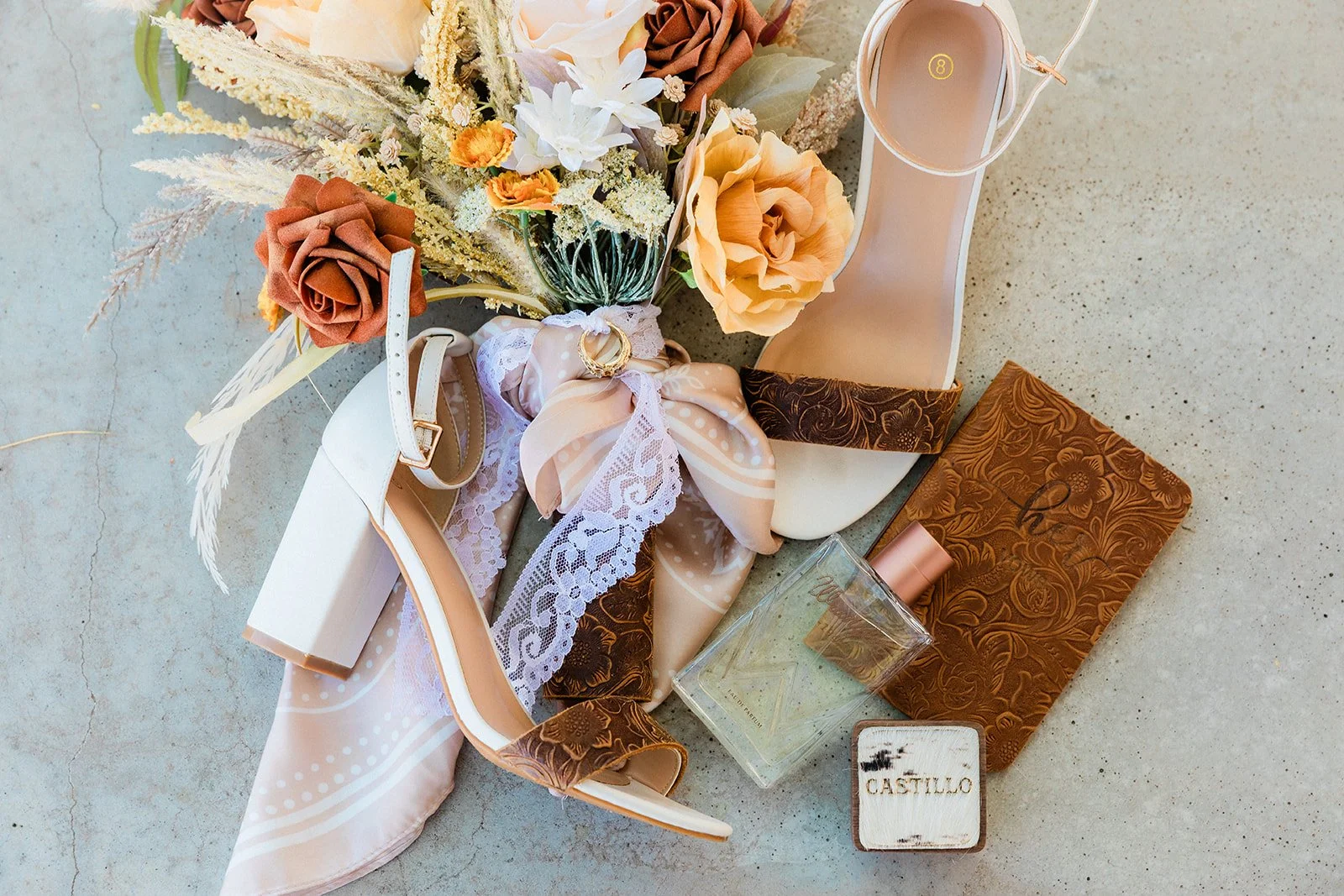 Kingman Arizona Barn Wedding-6.jpg
