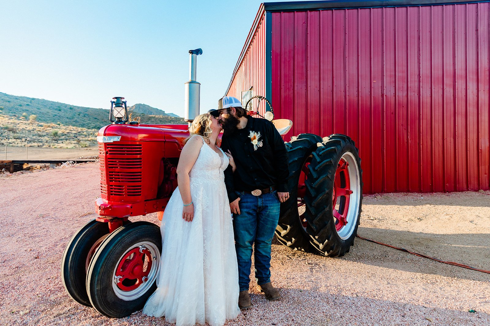Kingman Arizona Barn Wedding-247.jpg