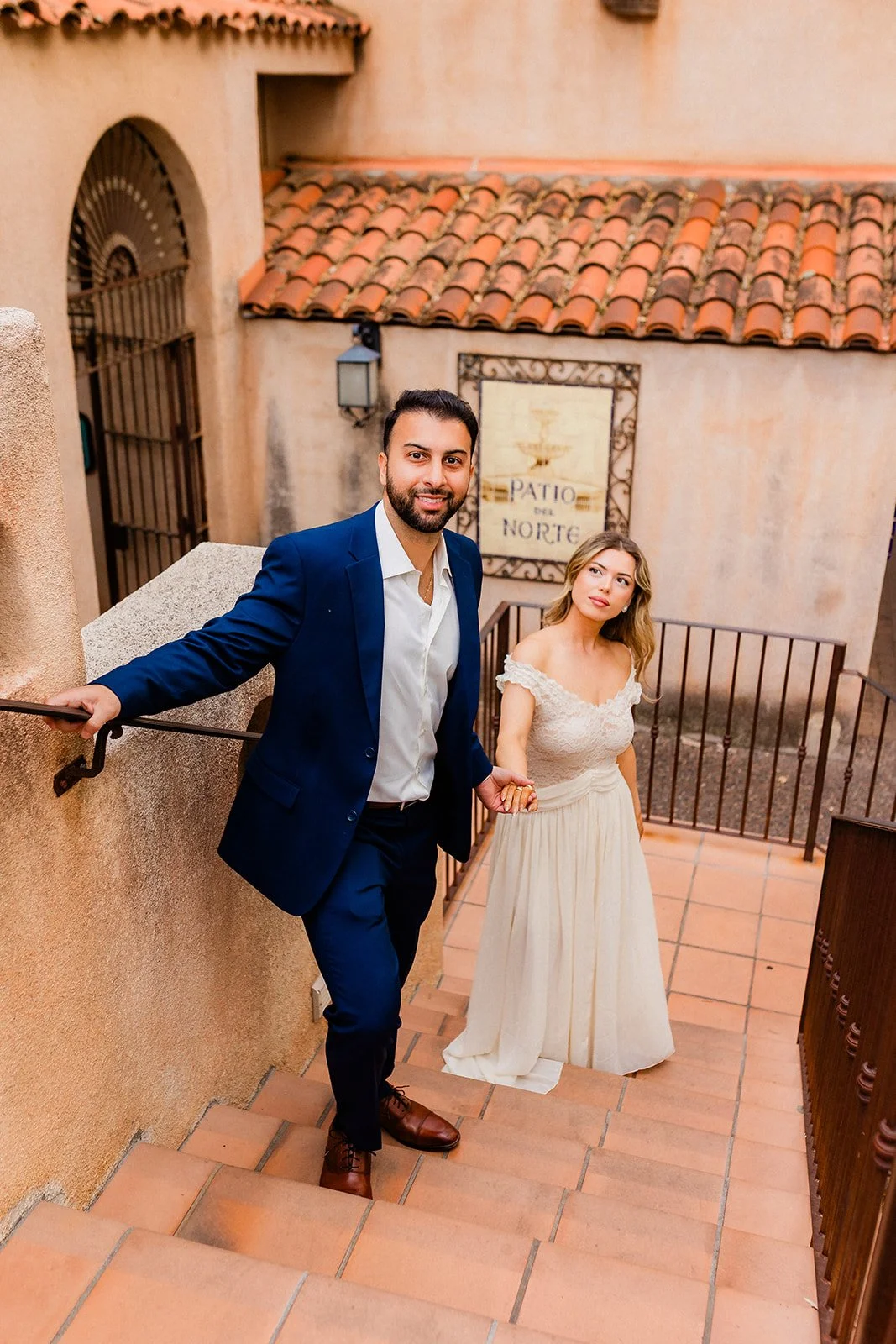 Tlaquepaque Engagement-7.jpg