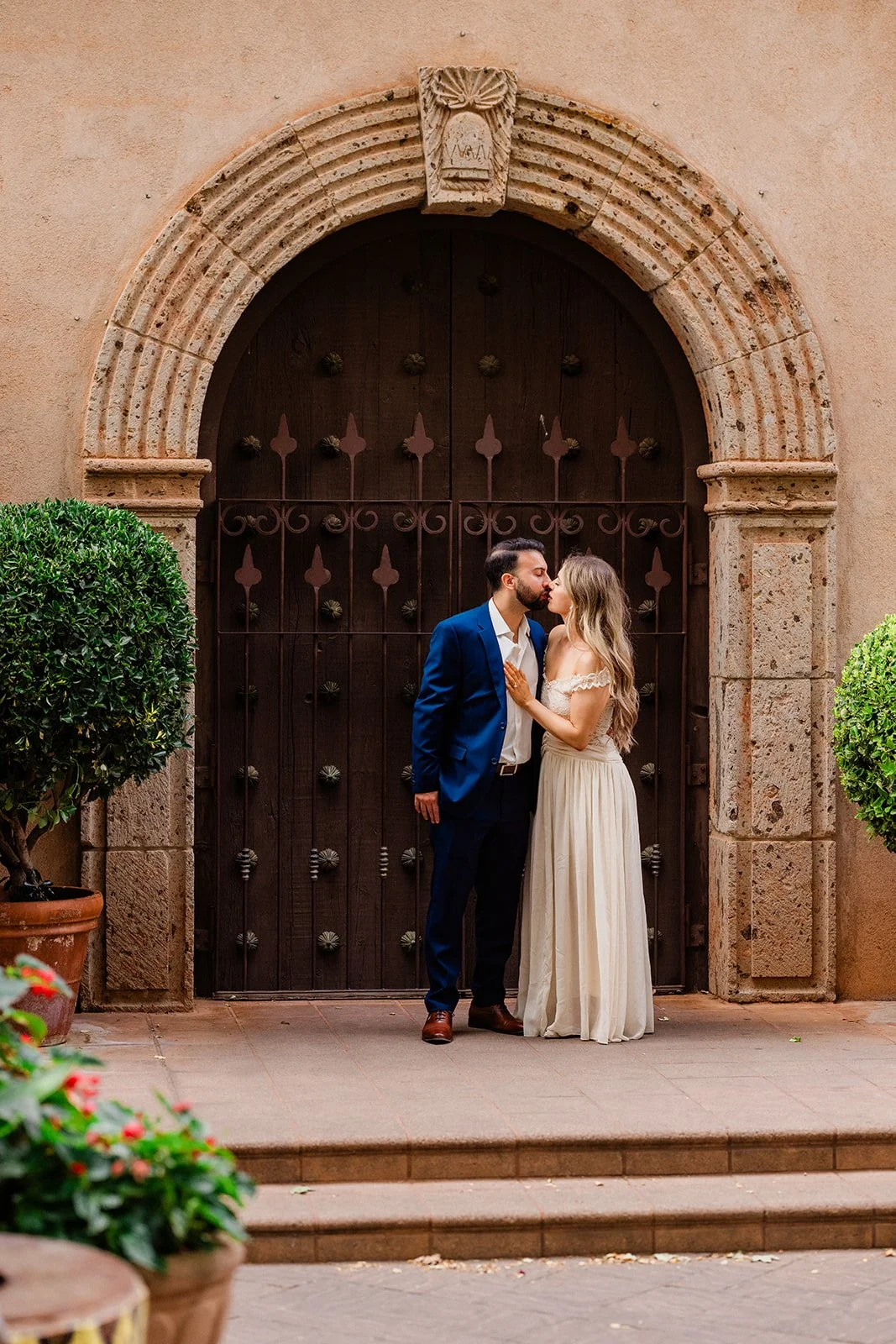 Tlaquepaque Engagement-14.jpg