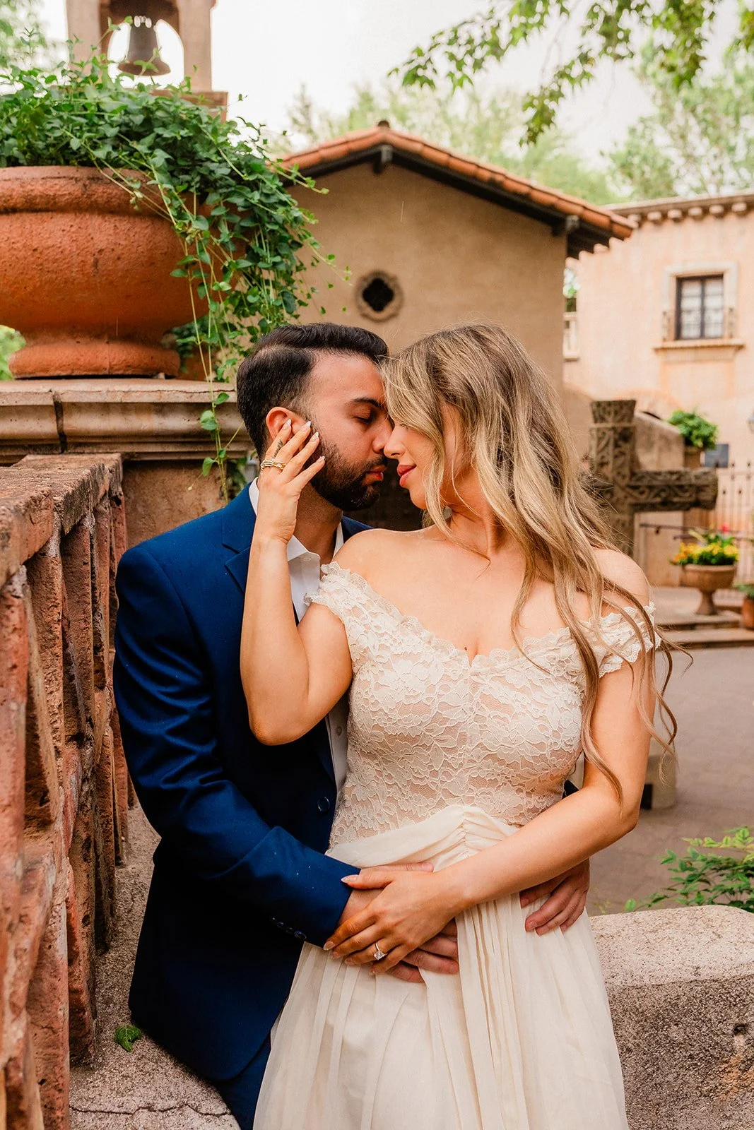 Tlaquepaque Engagement-23.jpg