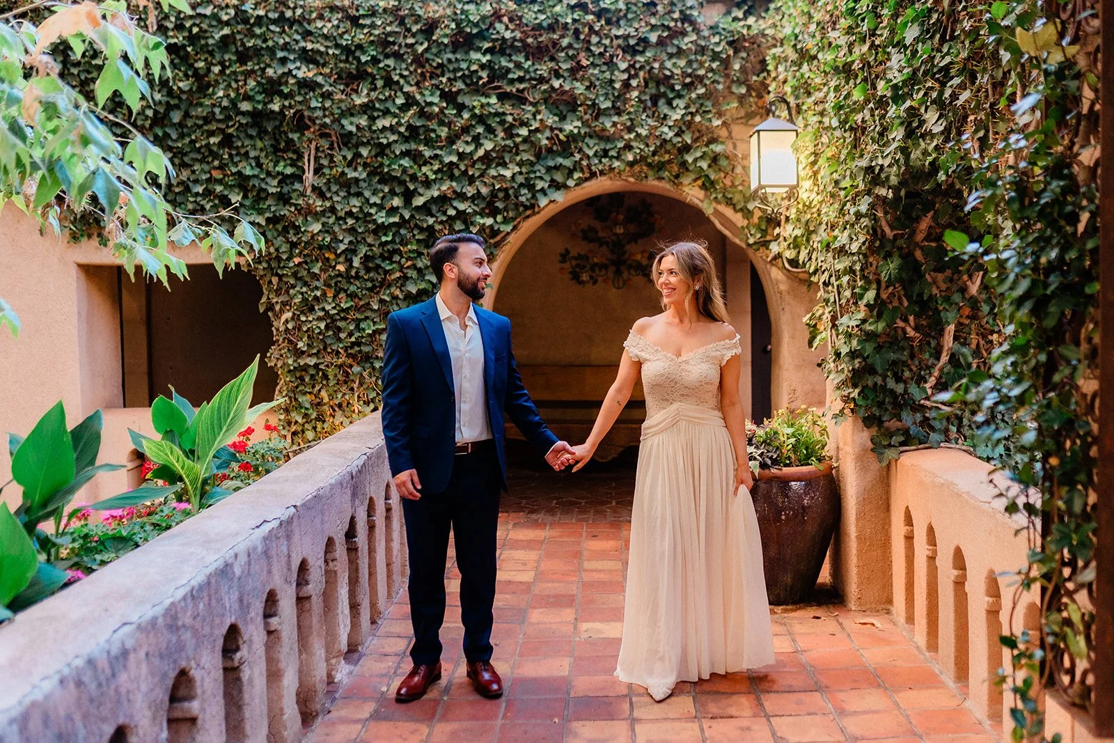 Tlaquepaque Engagement-69.jpg