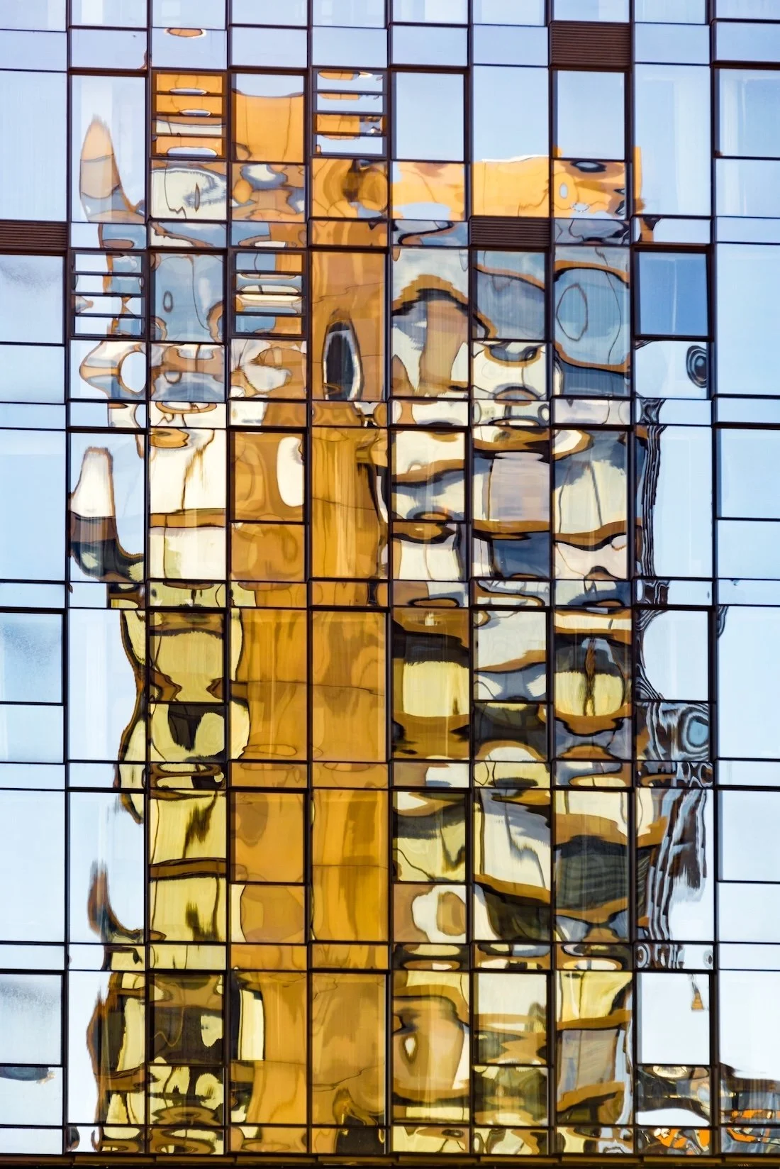 Ah Gaudi - Ian Spence