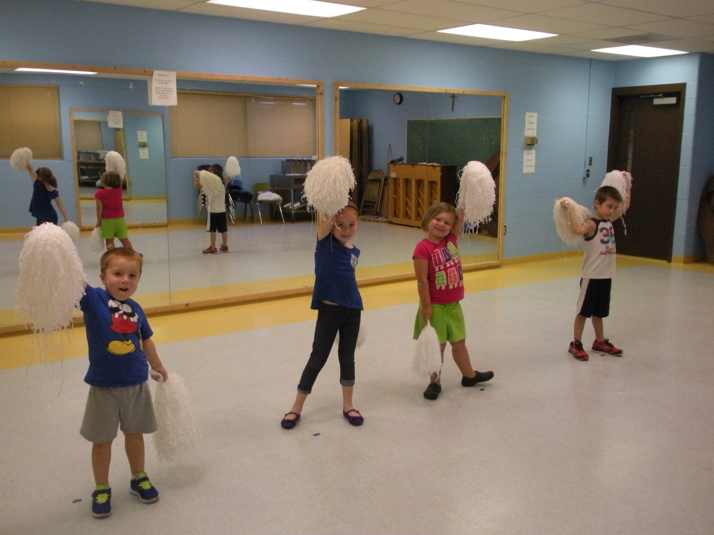 545 hip hop class.JPG