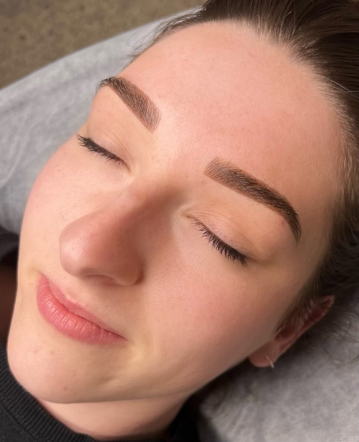 Combination brows - 12 month yearly touch up &hellip;.
How often do you need to have your brows touched up ???
A yearly touch up ( just one appointment) is recommended to keep your brows fresh but it is completely up to you when you feel that your br