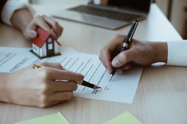 Are you a house owner?

We know managing tenancies come with a range of challenges to deal with. Here are the top 3 challenges faced by landlords and how to deal with them! 

Click the link to read more!

https://www.sitbackrental.com/blog/top-3-chal