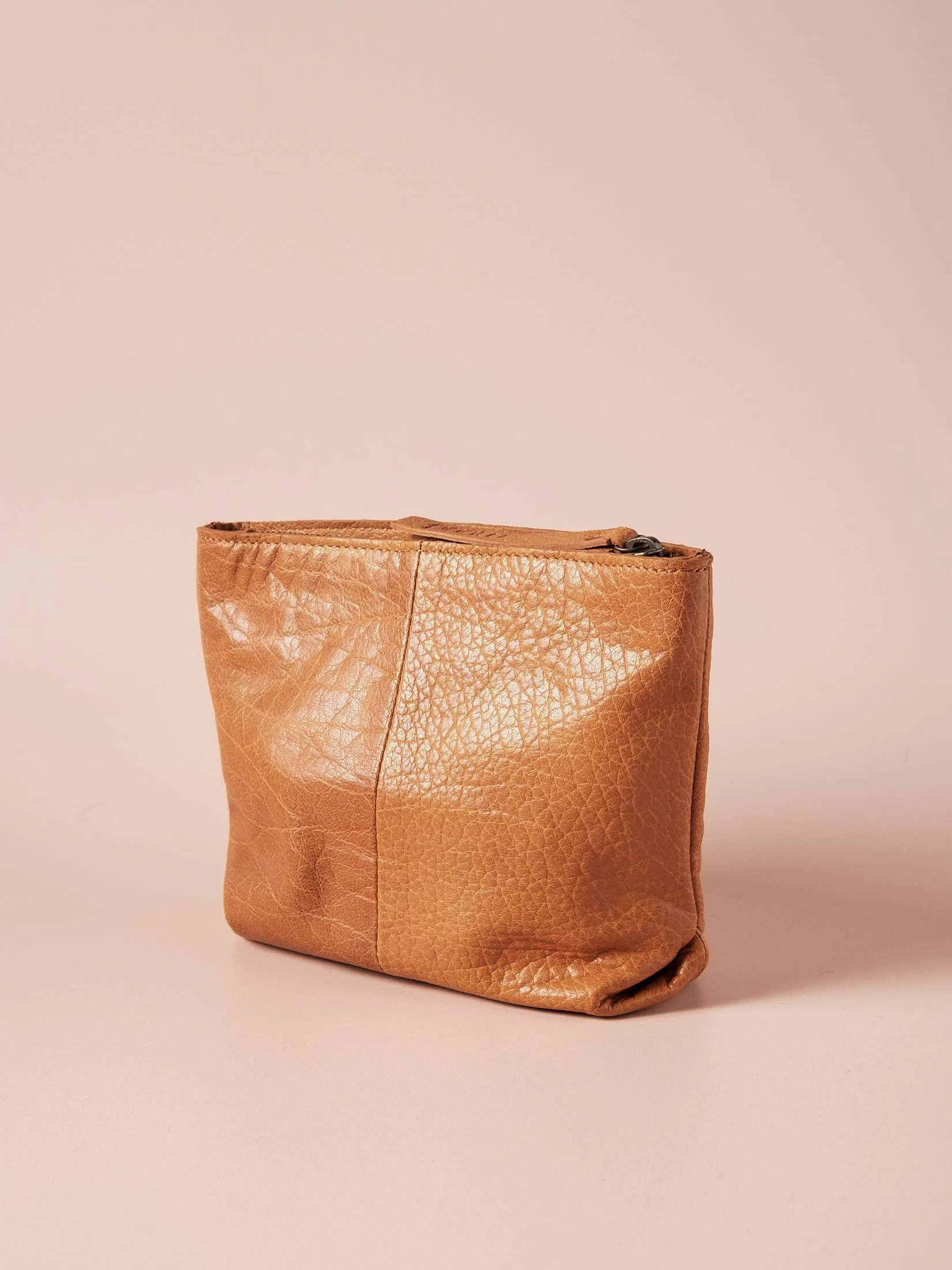 Muud Laura Pouch Flock -3723.jpg