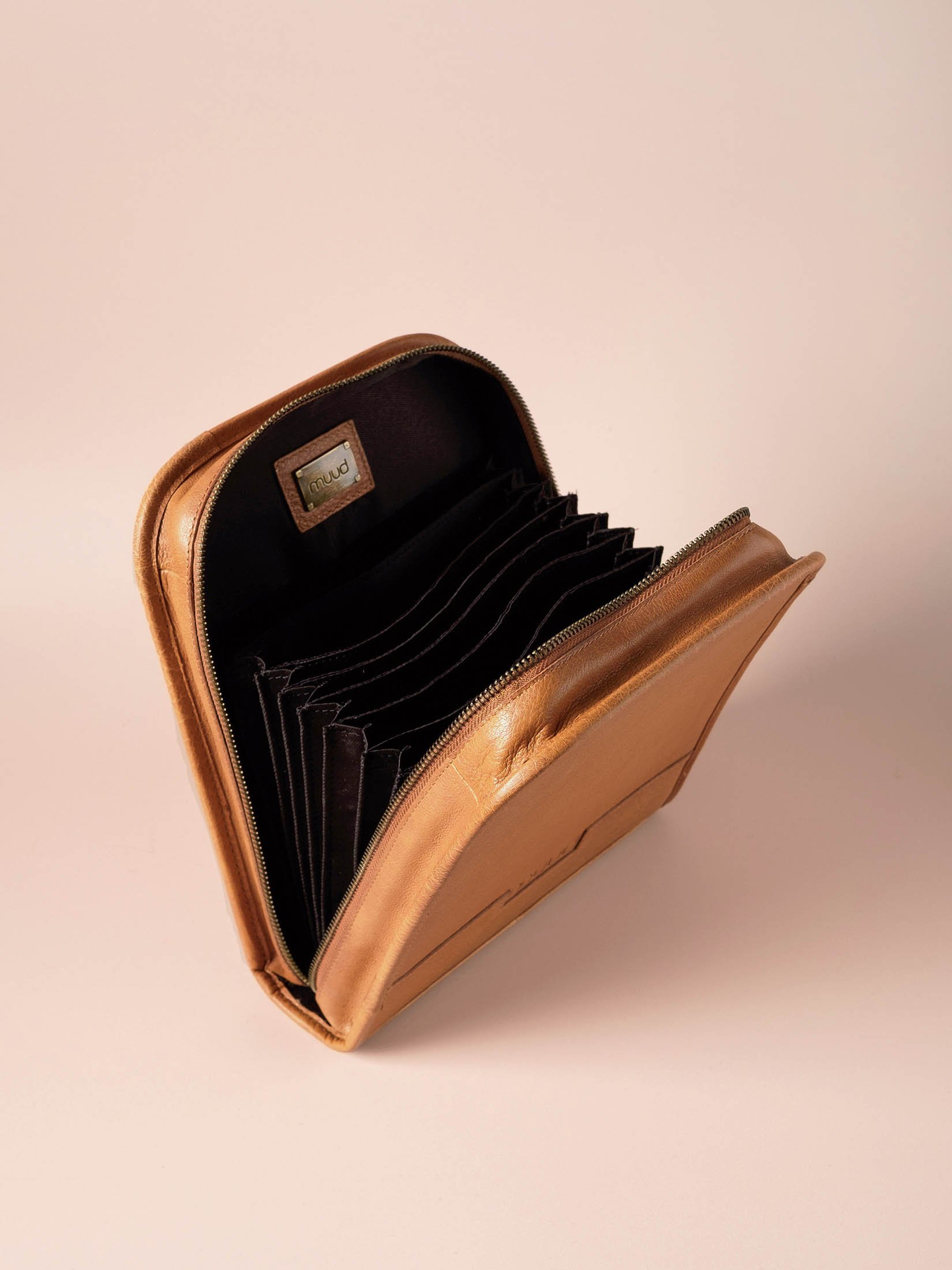 Muud Voss Needle Case Flock-3754.jpg