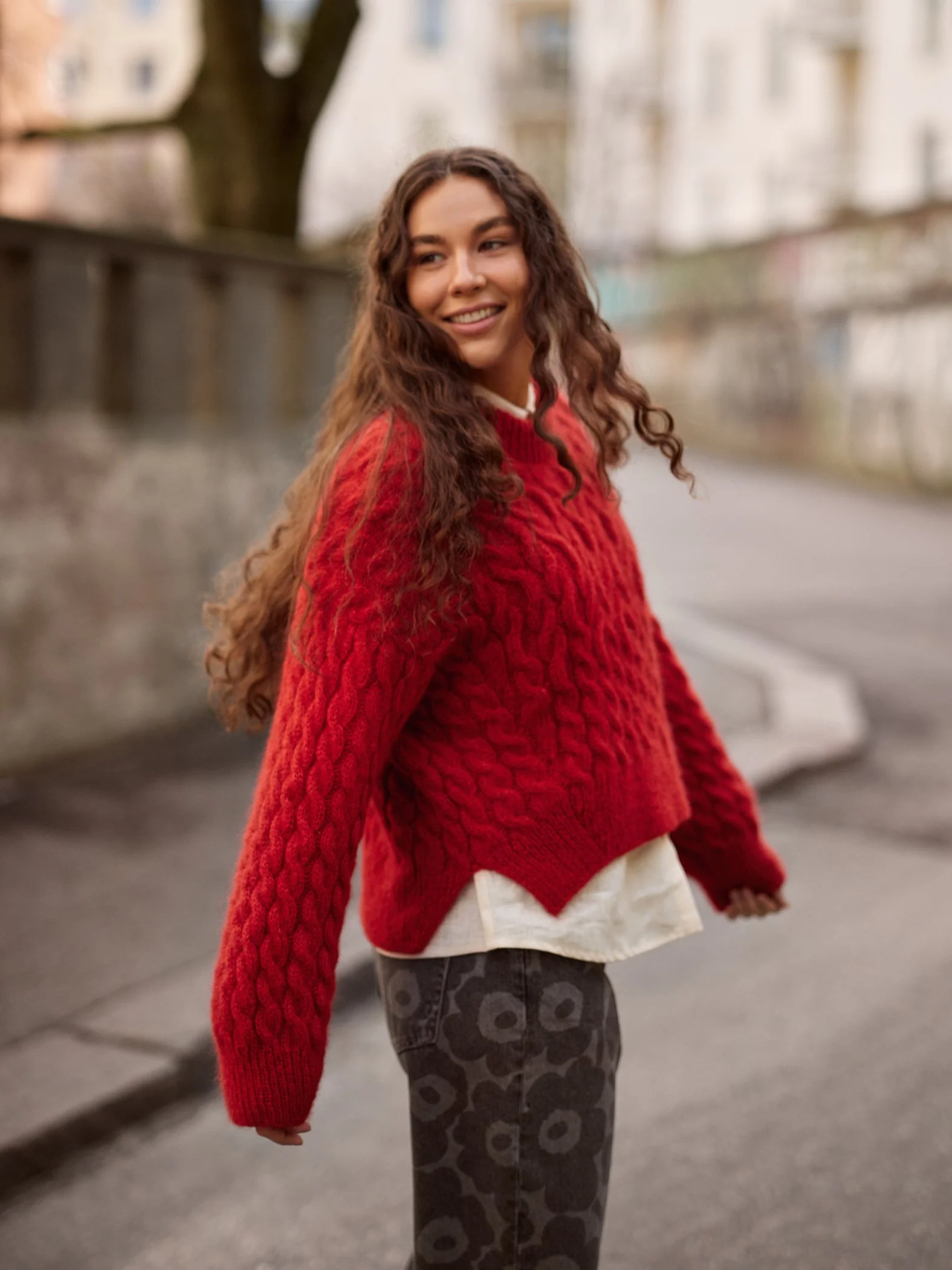 Laine Issue 26 - Crossing Paths | flock
