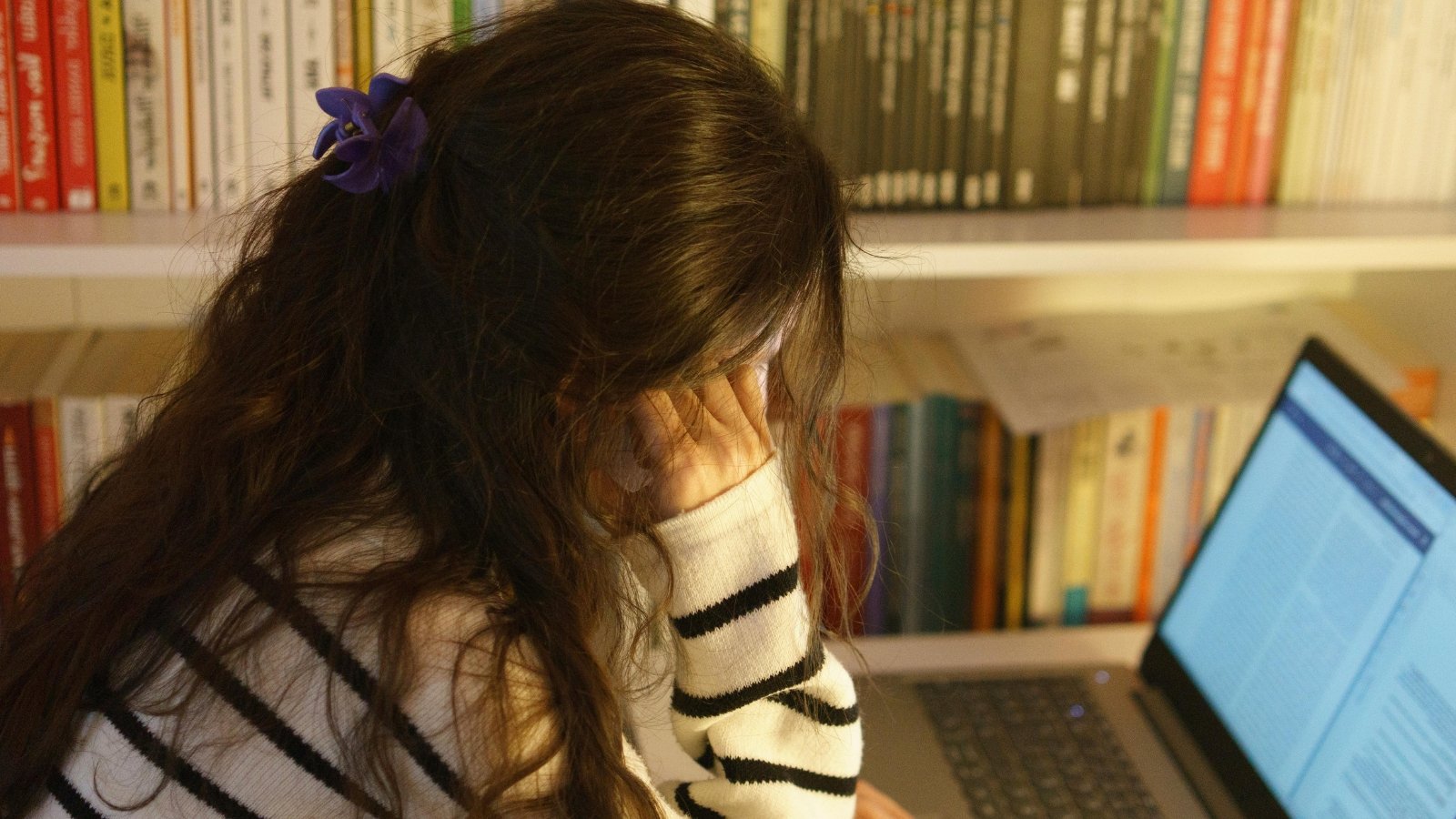 Spookbronnen in je scriptie: wanneer is het fraude en wanneer niet?