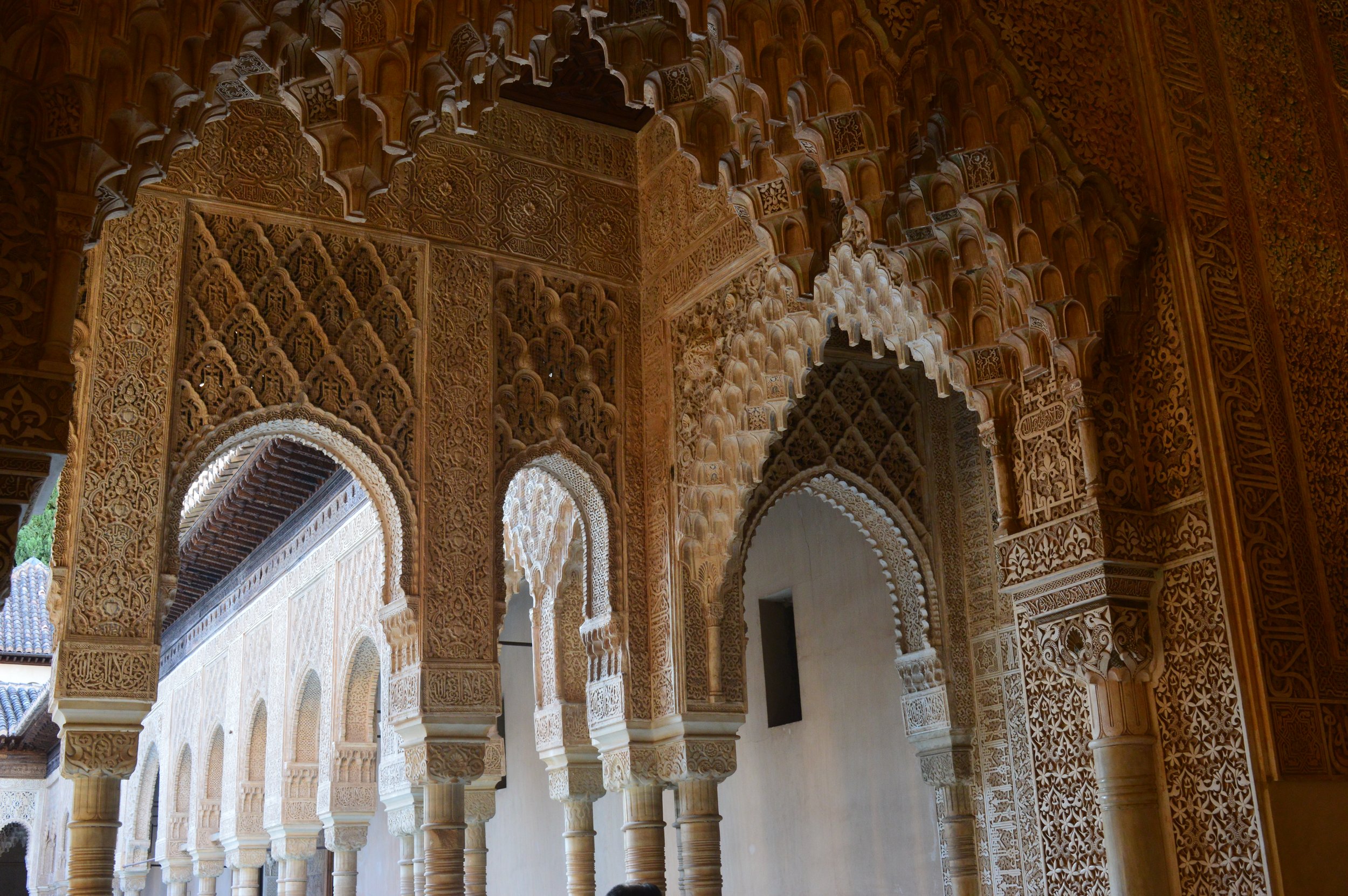 4. Los cortiles de los palacios nasrid.JPG