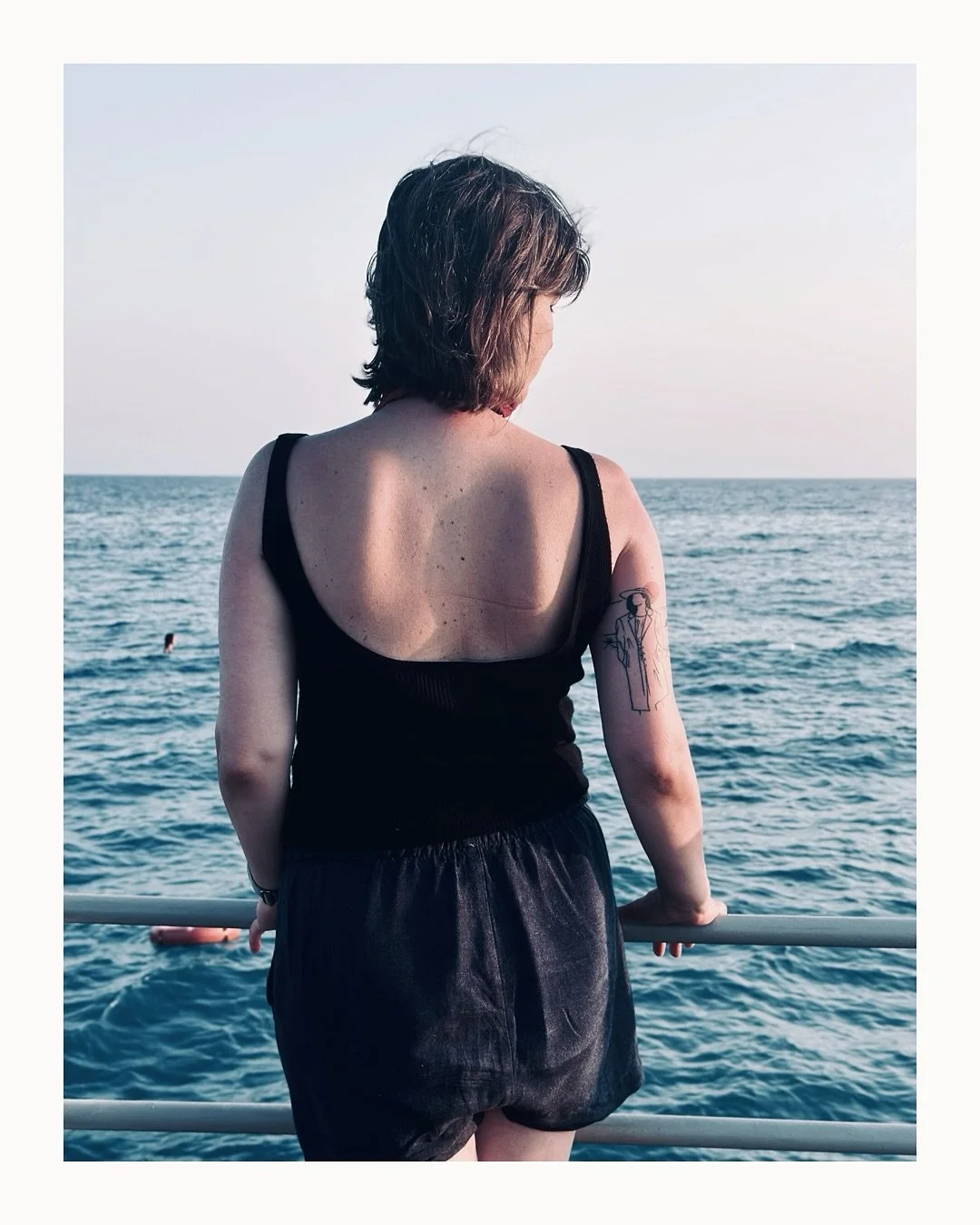 Quiet memory of the summer sunset 🌊
#summervibes☀️ #sealover #turkey