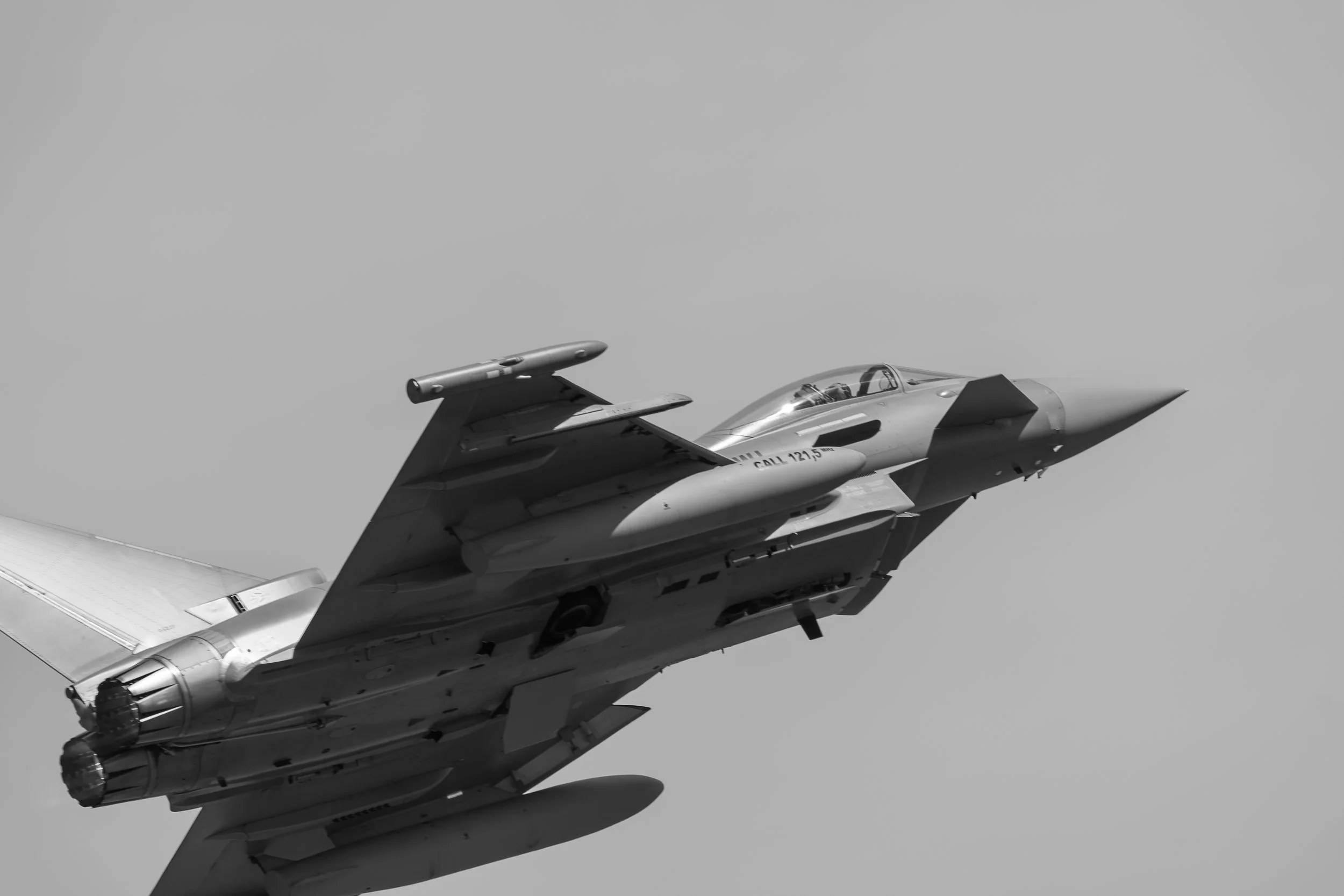 Fighter jet (1) (Copyright 2024 © peterclaphamphotography) 