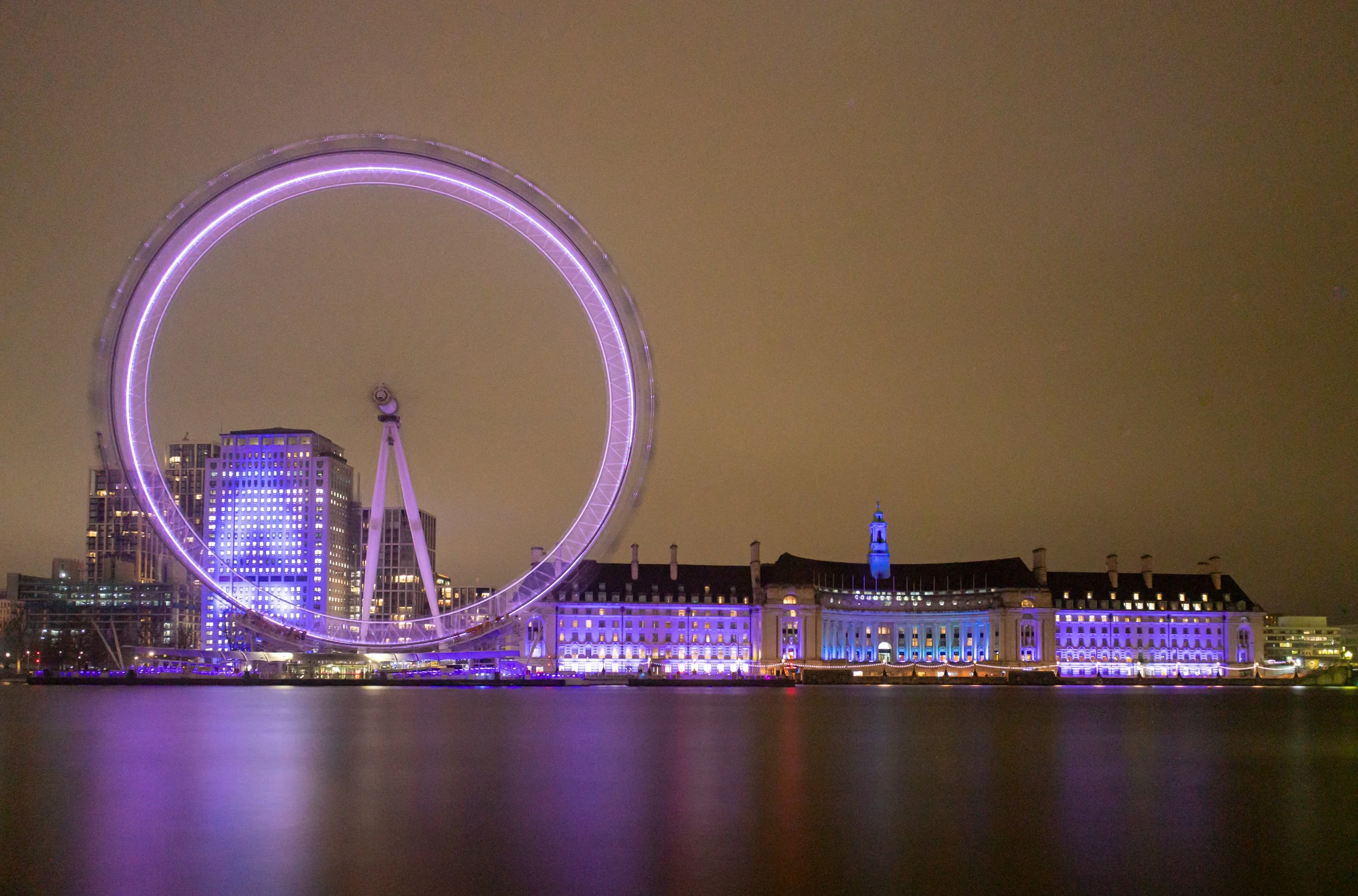 County Hall, Westminster, London. (Copyright 2024 © peterclaphamphotography)