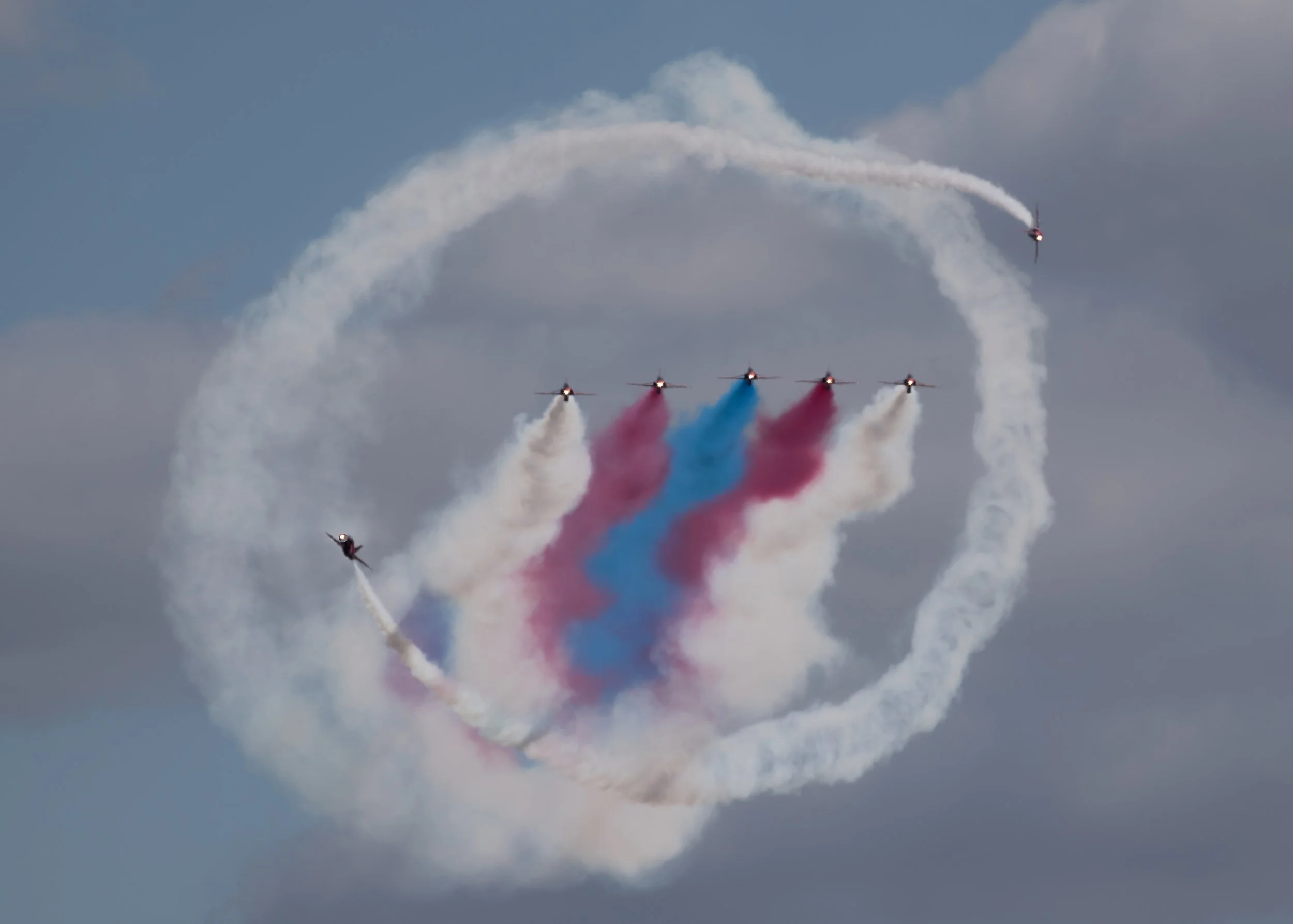 Red Arrows Loop. (Copyright 2024 © peterclaphamphotography) 