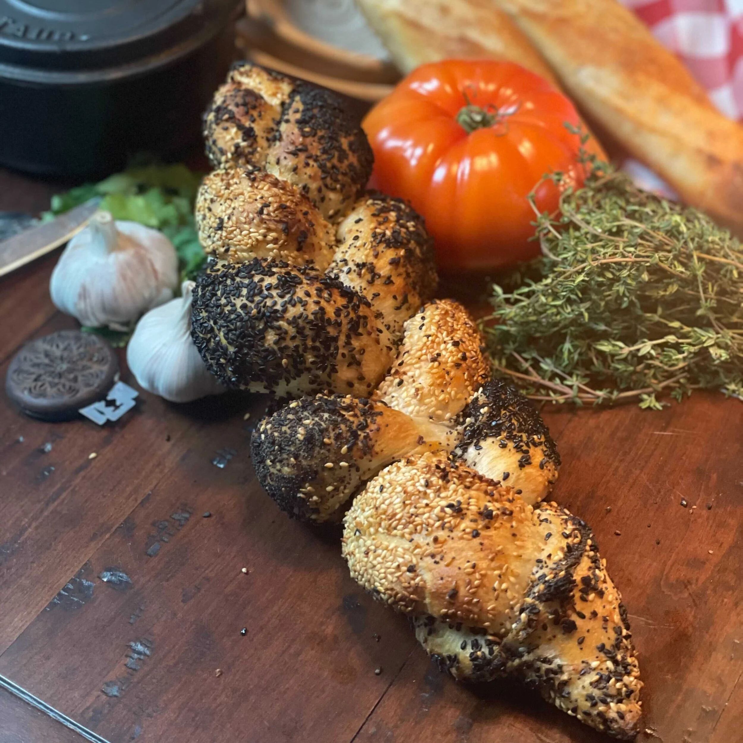 LeeLoo Wallace Multipass - White &amp; Black Sesame + Everything