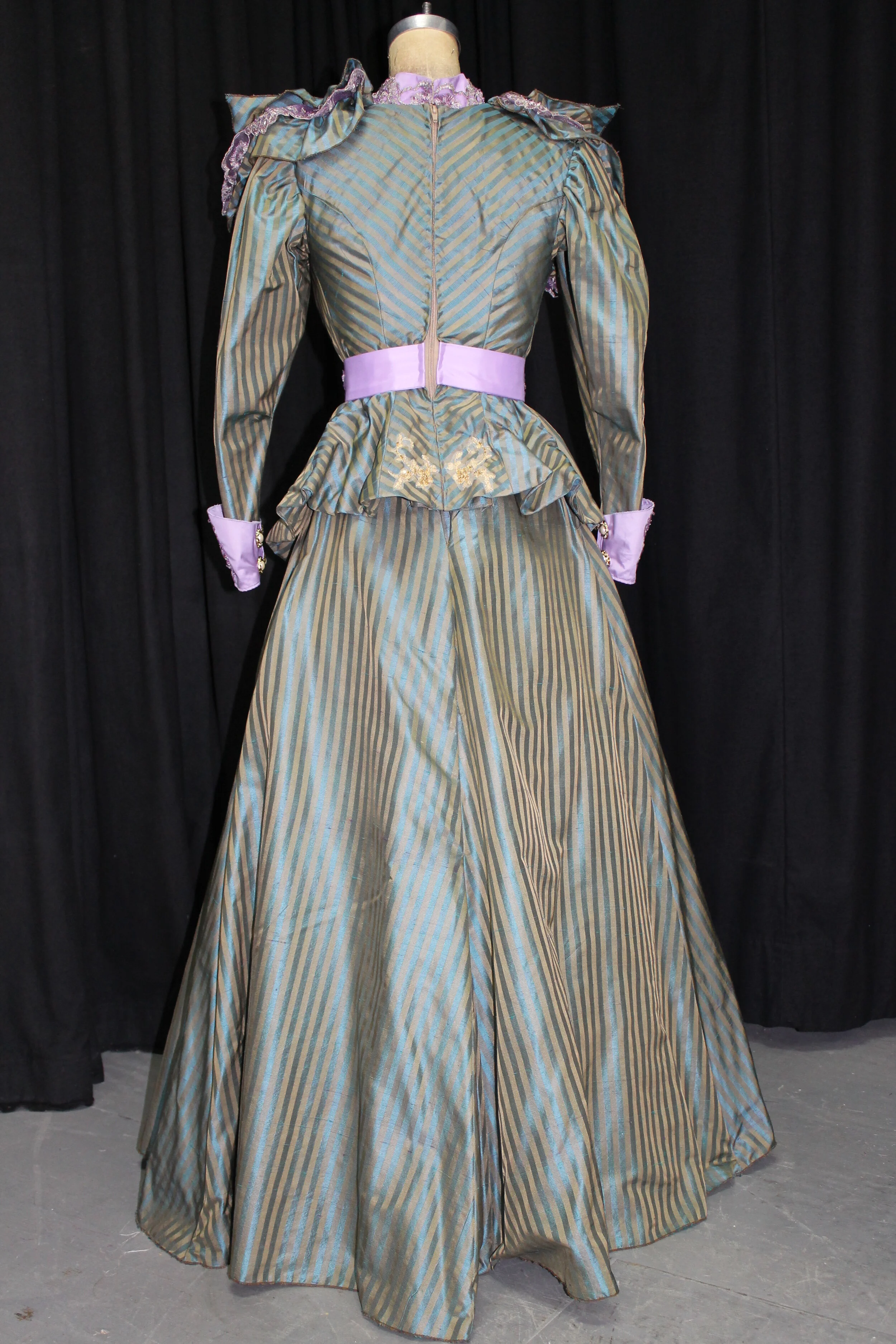 Back View of The Lady Sophy Dress
Utopia, Limited
Costume Designer: Amber Cook