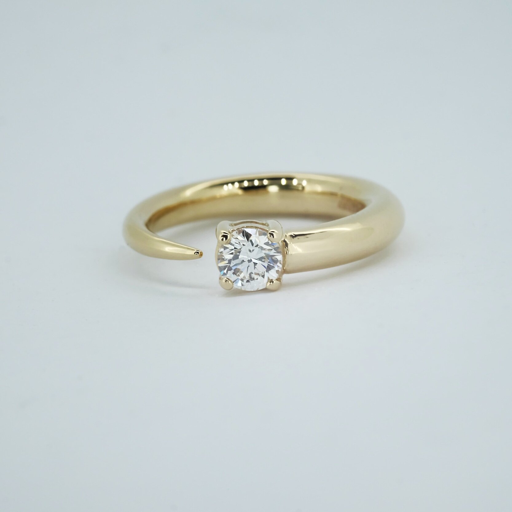 pointed+ring+with+diamond+2.jpg