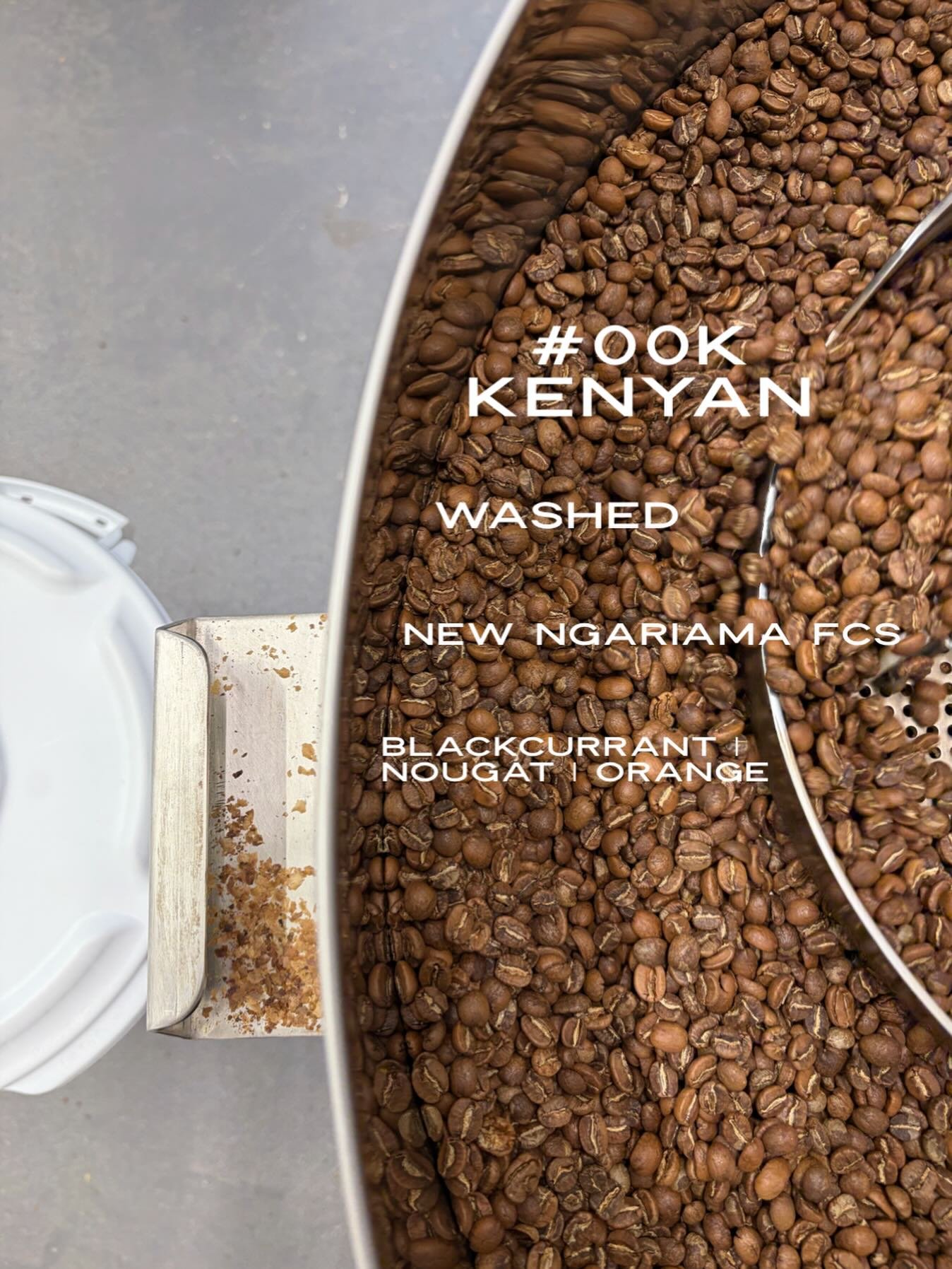 #00K Kenyan roasted to order

Good job! 

#freshroast #larsandmargocoffee #specialitycoffee #cornwall