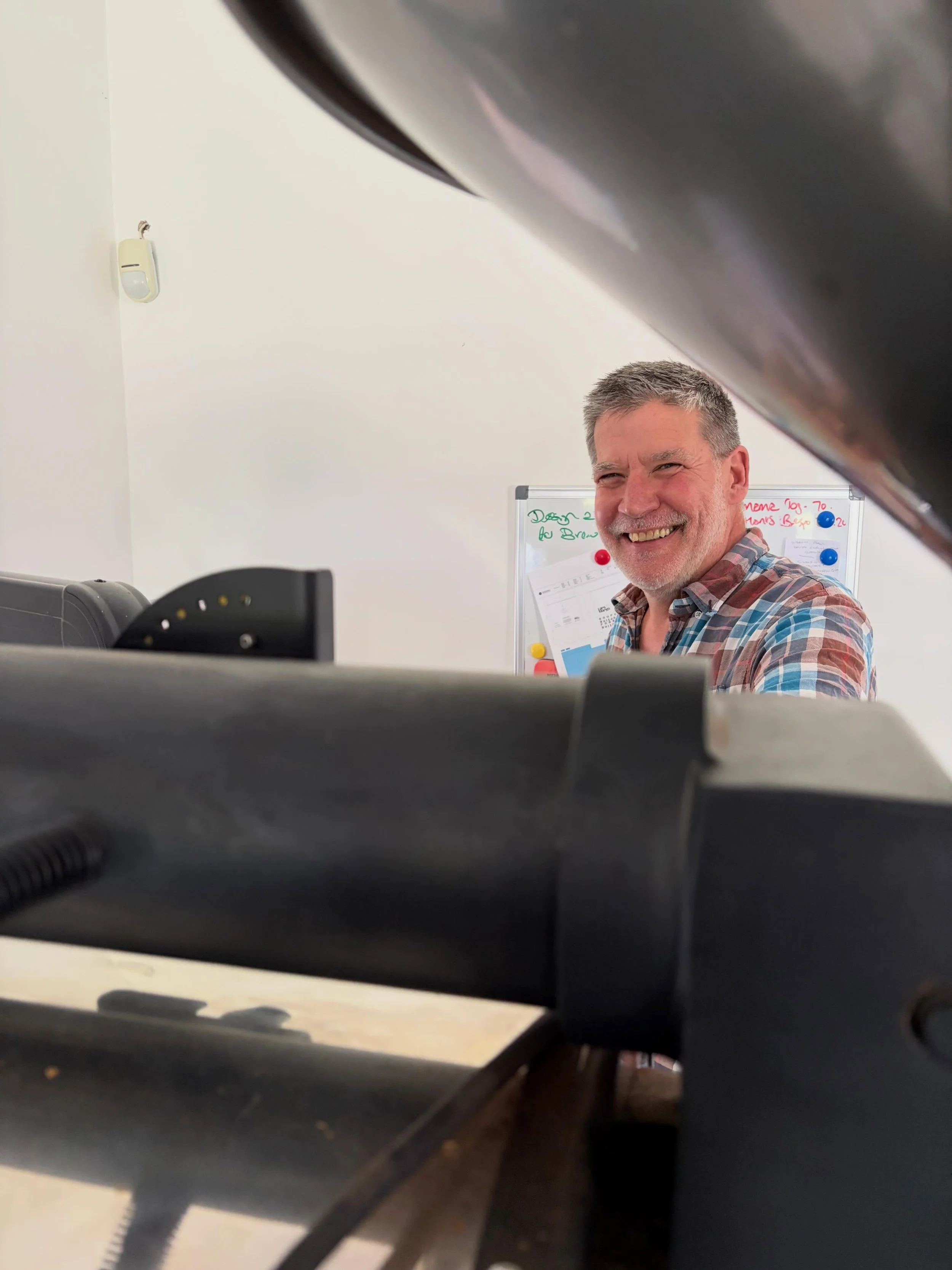 Weyyyyyyy and he&rsquo;s back in the room! &hearts;️💕&hearts;️💕&hearts;️💕&hearts;️&hellip;

#coffeeroaster #roastingcoffee #larsandmargocoffee #cornwallbusiness