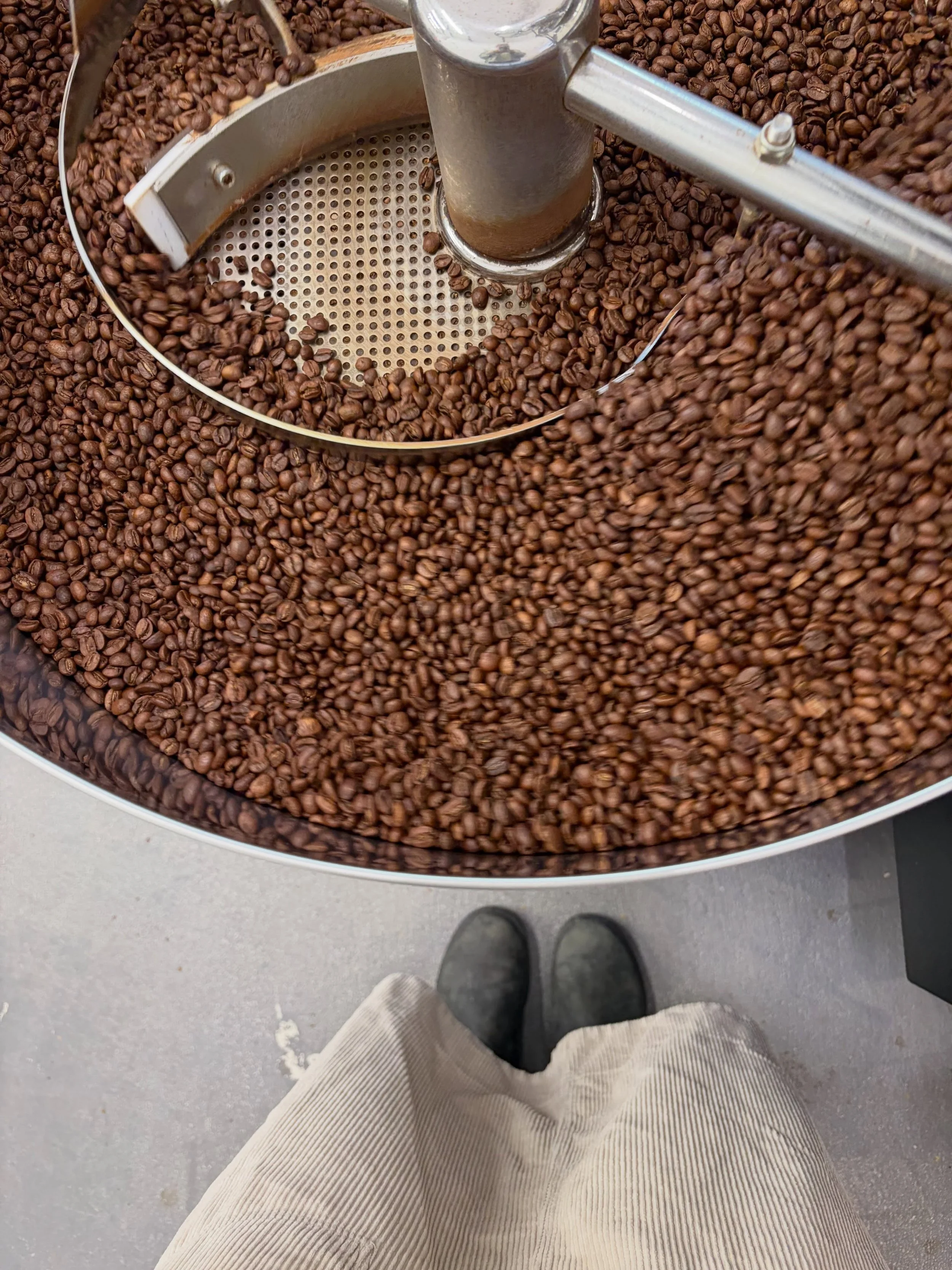 Been a bit quiet of late on socials but rest assured all is very well at camp L&amp;M - tbh, catching a breather after a record summer of roasting, &lsquo;Genevieve&rsquo; you little legend. 

Now we go into the autumnal, lesser demands for coffee in