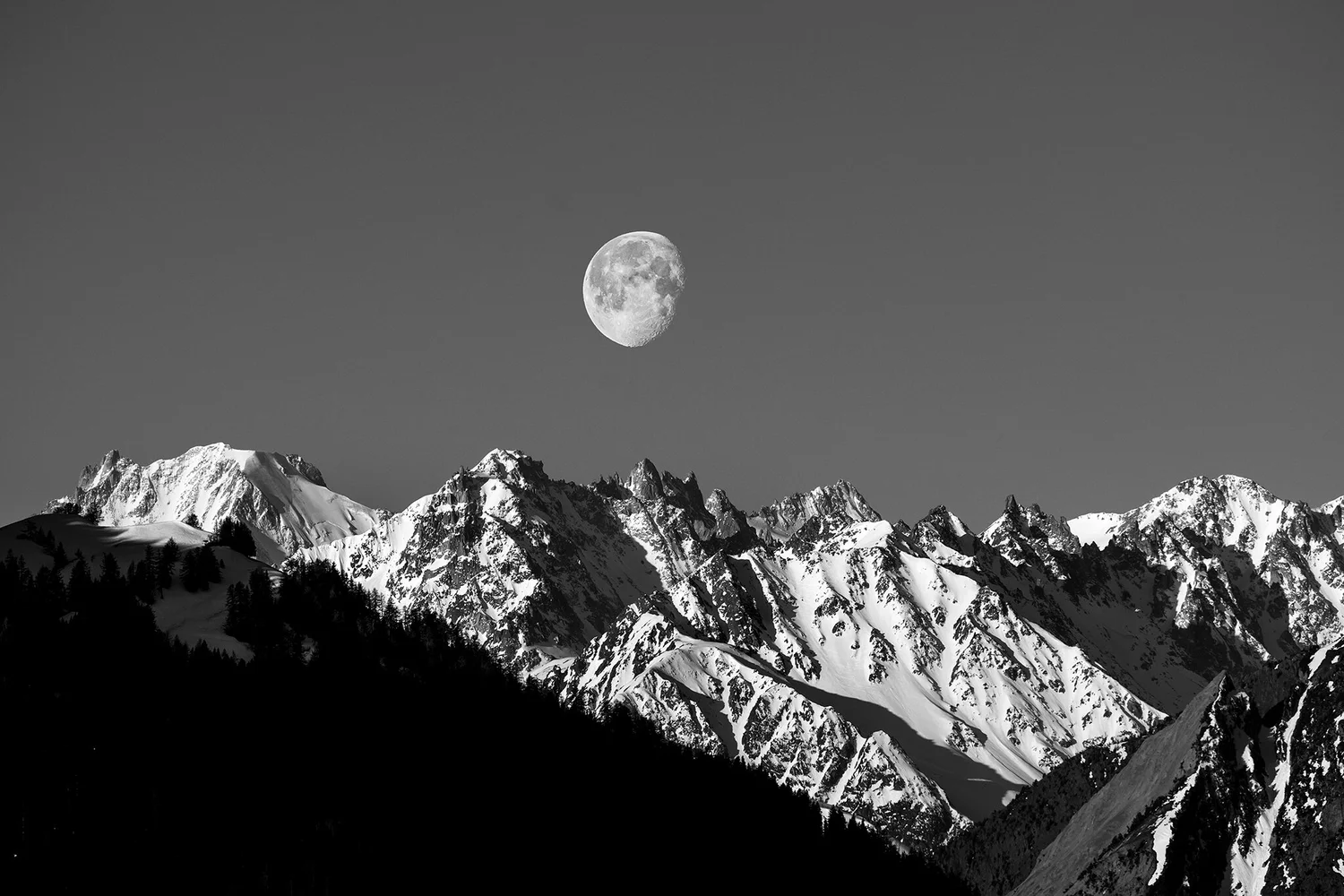 Moonrise over Verbier shown at 60 x 40cm (Standard 3:2) in a living room