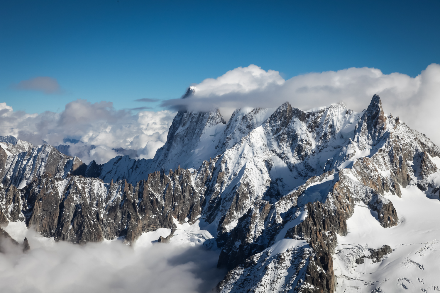 Chamonix highs shown at 60 x 40cm (Standard 3:2) in a living room