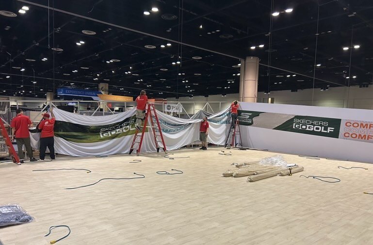 How good is your swing? ⛳️🏌️🏌️&zwj;♀️🏌️&zwj;♂️ #PGAShow @pgagolfshows 

#eventmanagement #tradeshow #installandismantle #momentummanagement #exhibition #tradeshows #tradeshowbooth #events #tradeshowdisplay #productlaunch #boothbuilder #businesstob