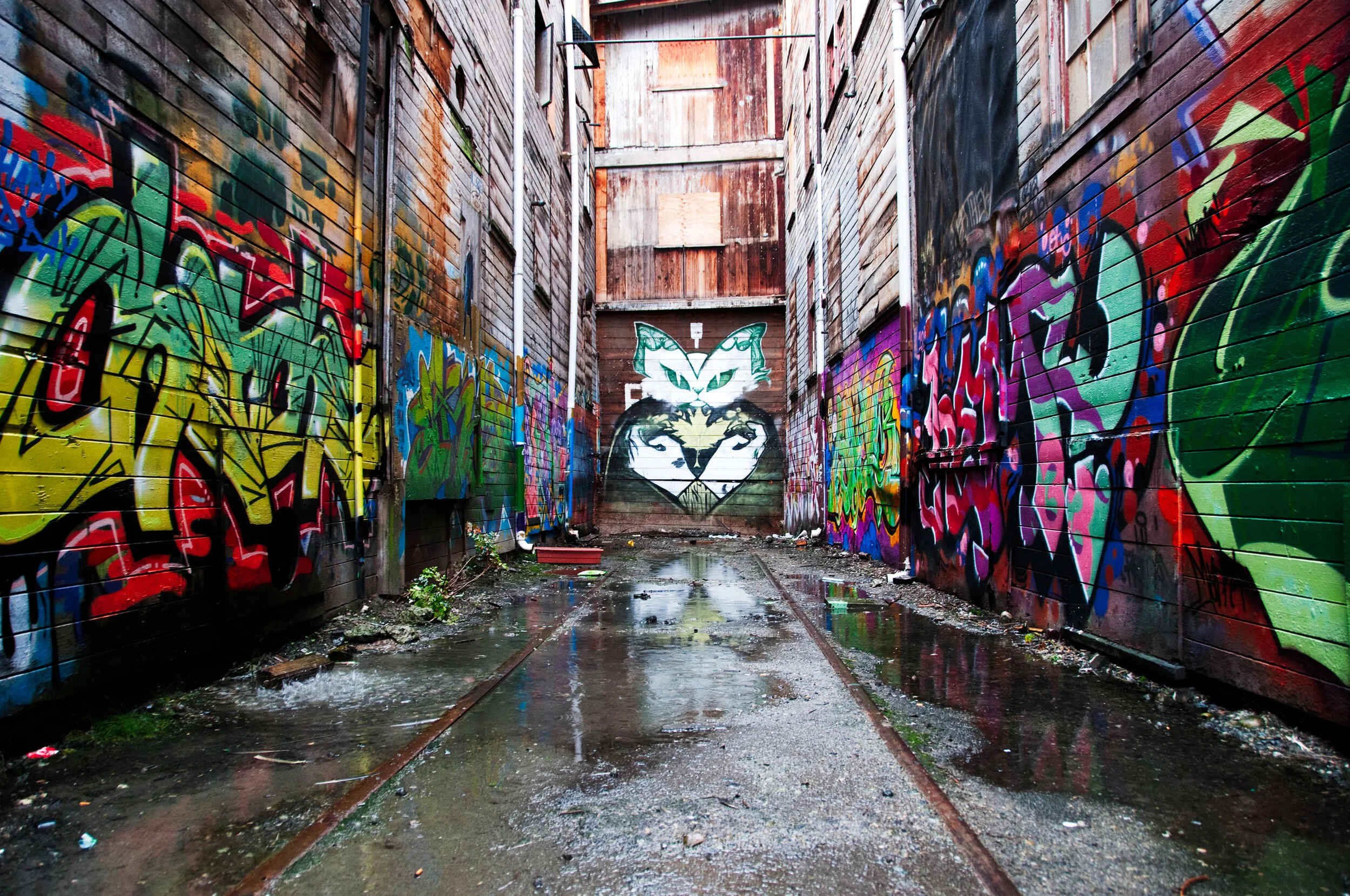 2012 vancouver graffitti alley.jpg