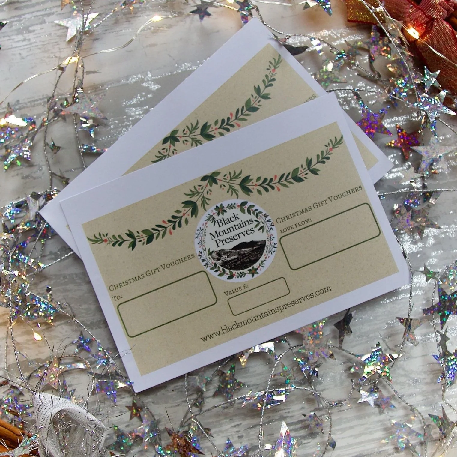 LR.Xmas+gift+voucher+square.jpg