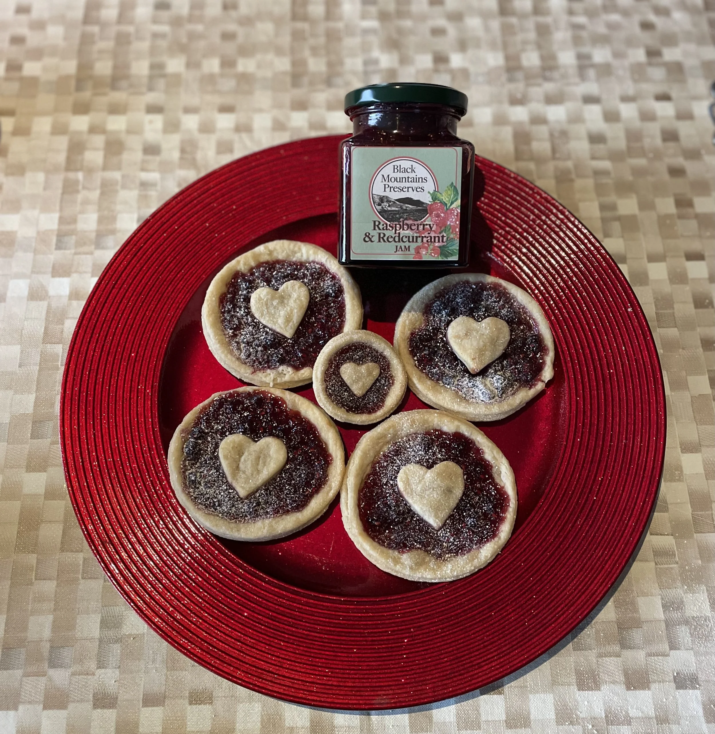 IMG_1380 Raspberry Jam Tarts with Hearts .jpg