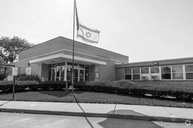 hillel-torah-north-suburban-day-school-skokie-il-primaryphoto.jpg