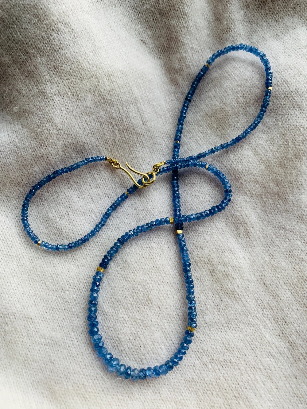 Blue Sapphire and Gold Necklace Veronica Roden Jewellery