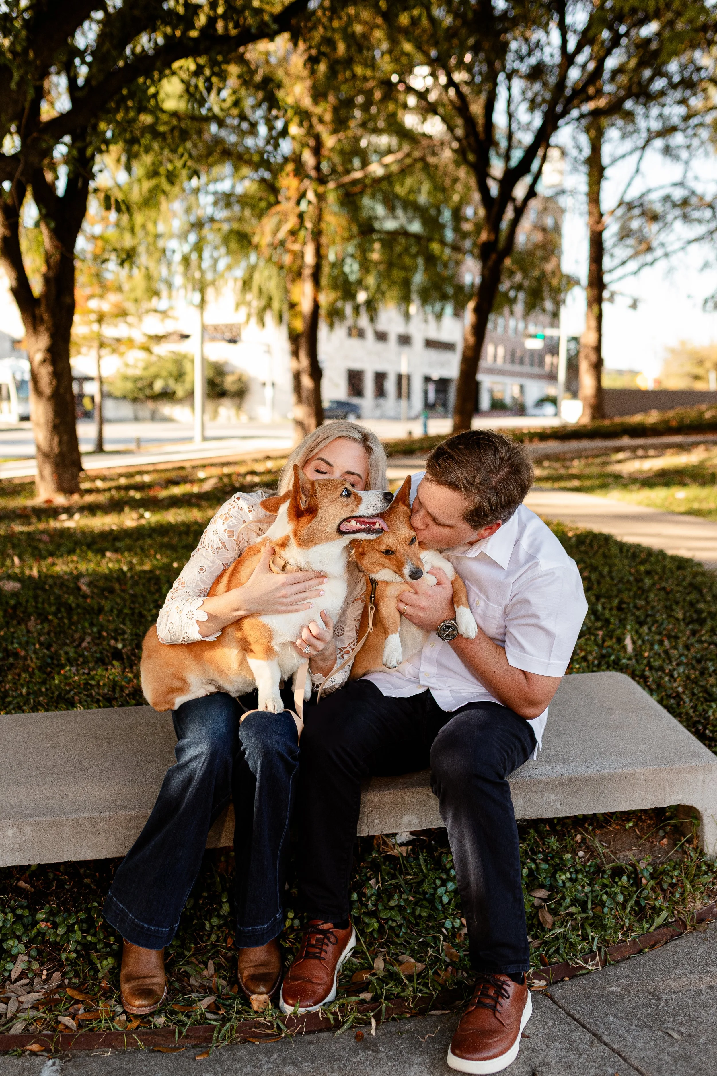 The Best Dog-Friendly Photo Locations in Houston (and The Woodlands, Spring &amp; Magnolia)