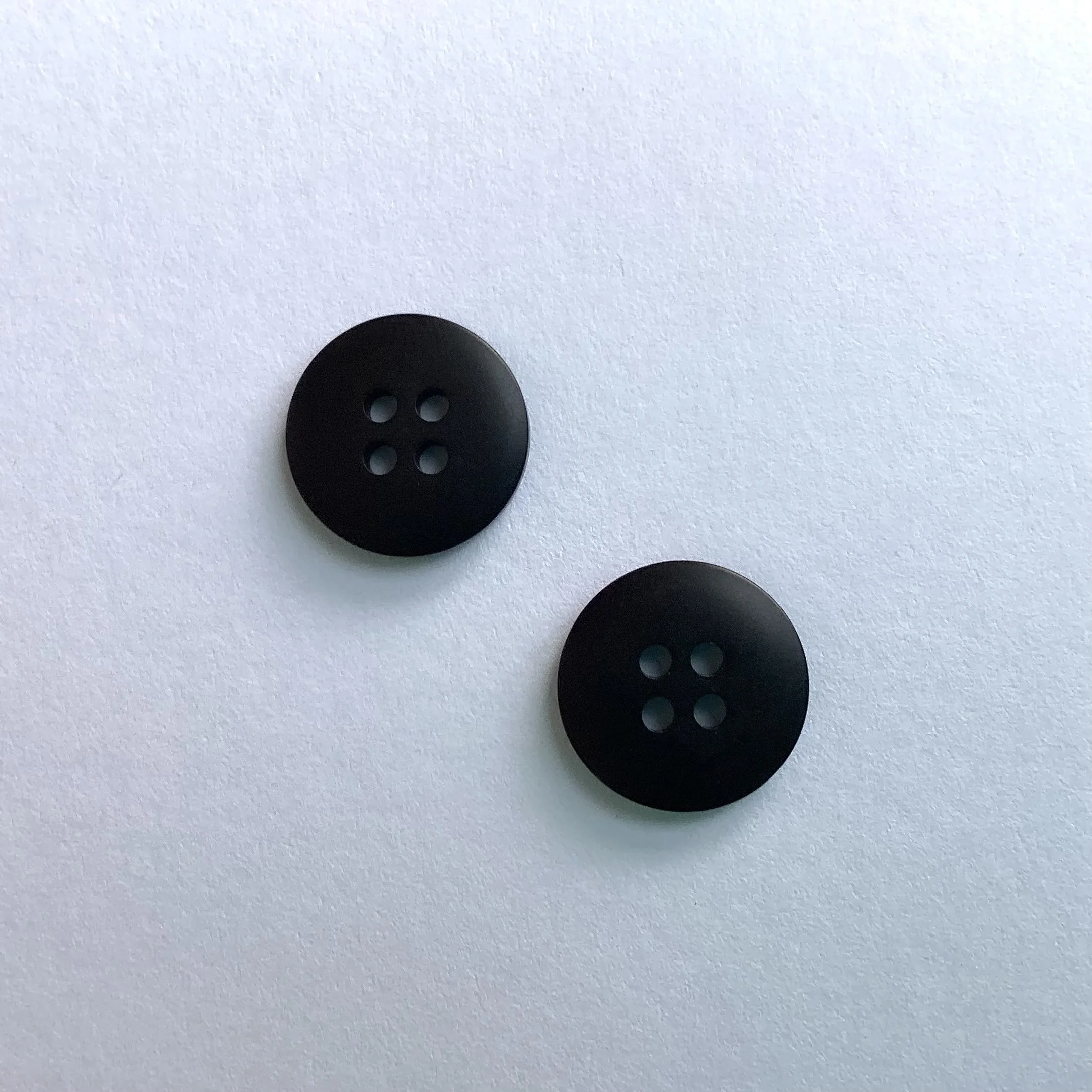 Black Matte Suiting 4 Hole Button 24L