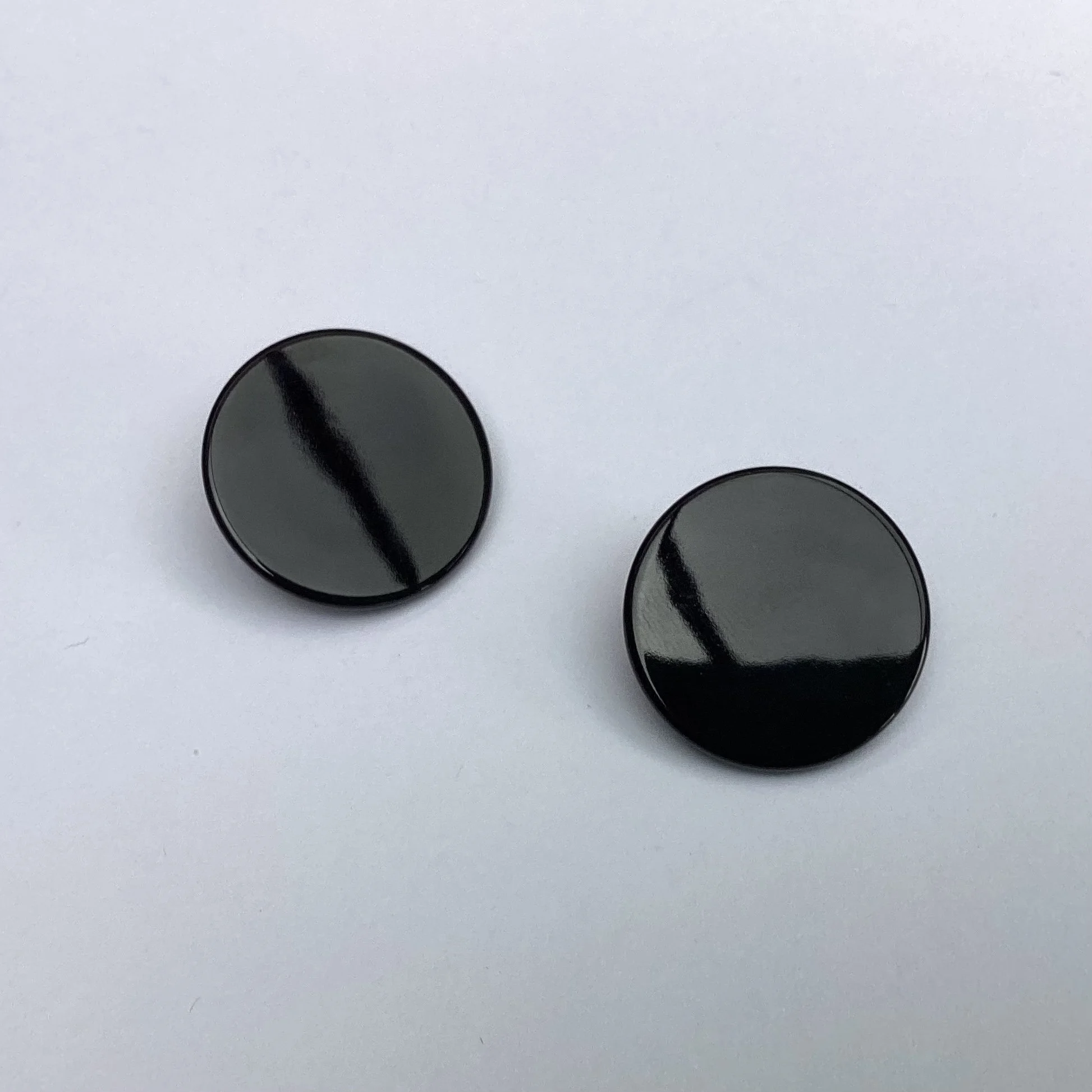 Black Coated Metal shank back Button 40L