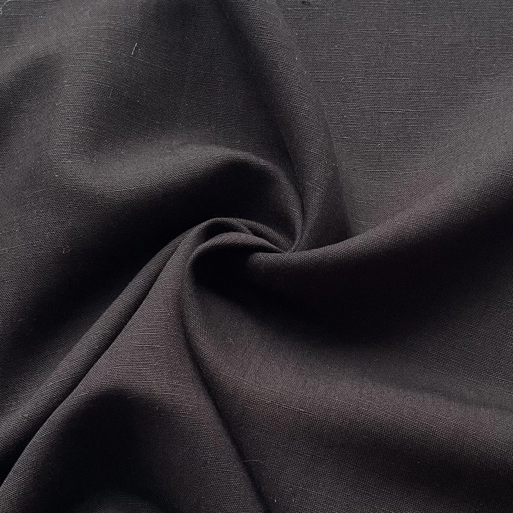 Black Lightweight Slubbed Linen