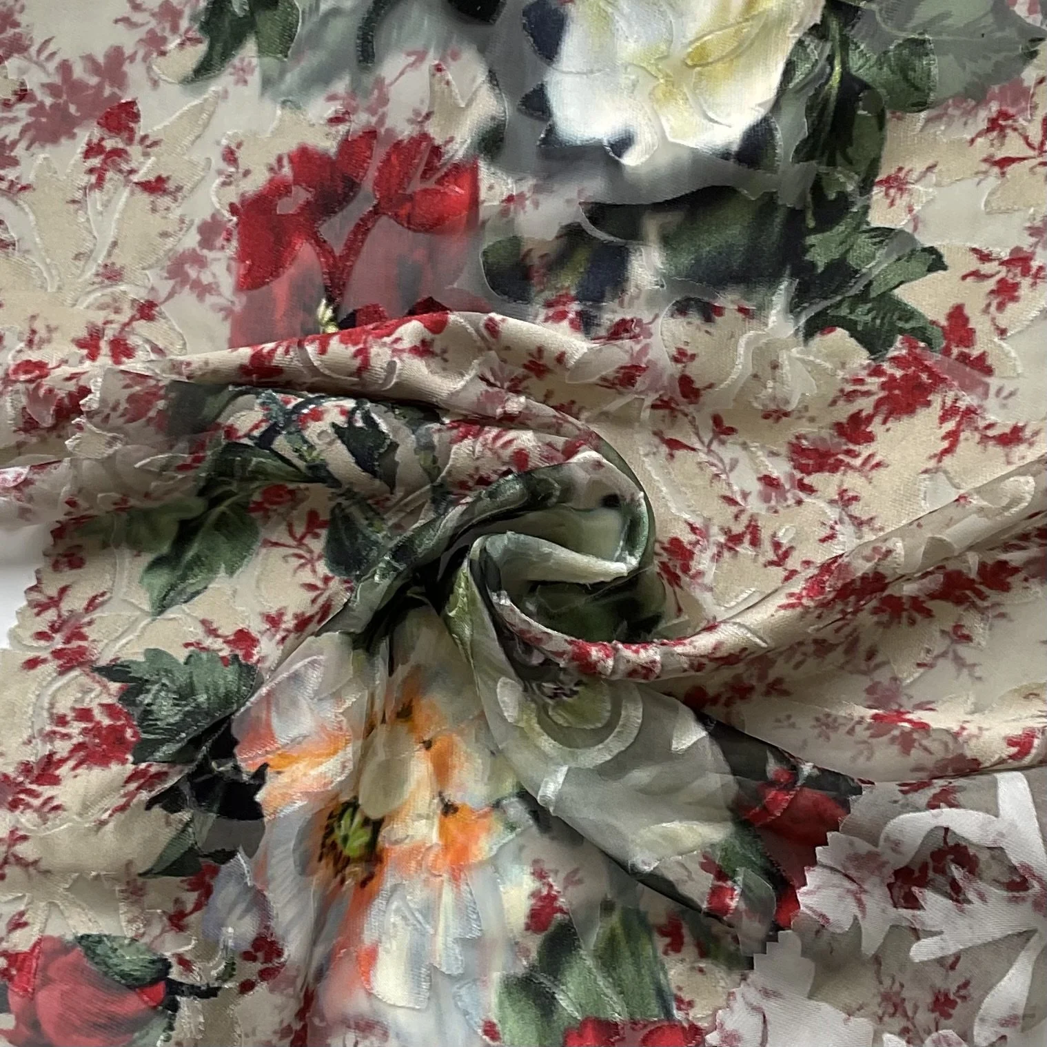 End of Roll Red/ Cream Floral Silk Devoré 3m