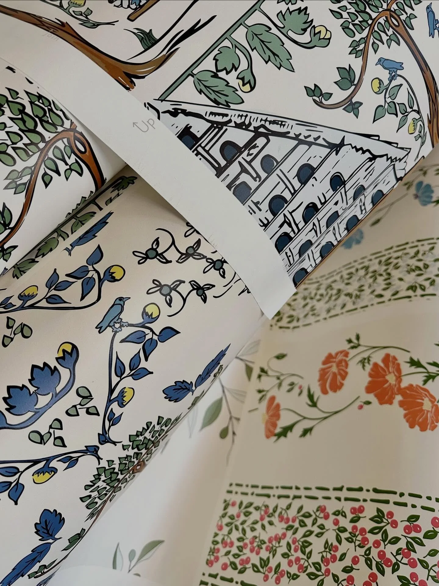 Spring in New England is doing that unpredictable thing again&hellip;
one day it&rsquo;s sunshine and warm air, the next it&rsquo;s back to winter coats&hellip;
But after our long super snowy winter, even the smallest hint of warmth feels like everyt