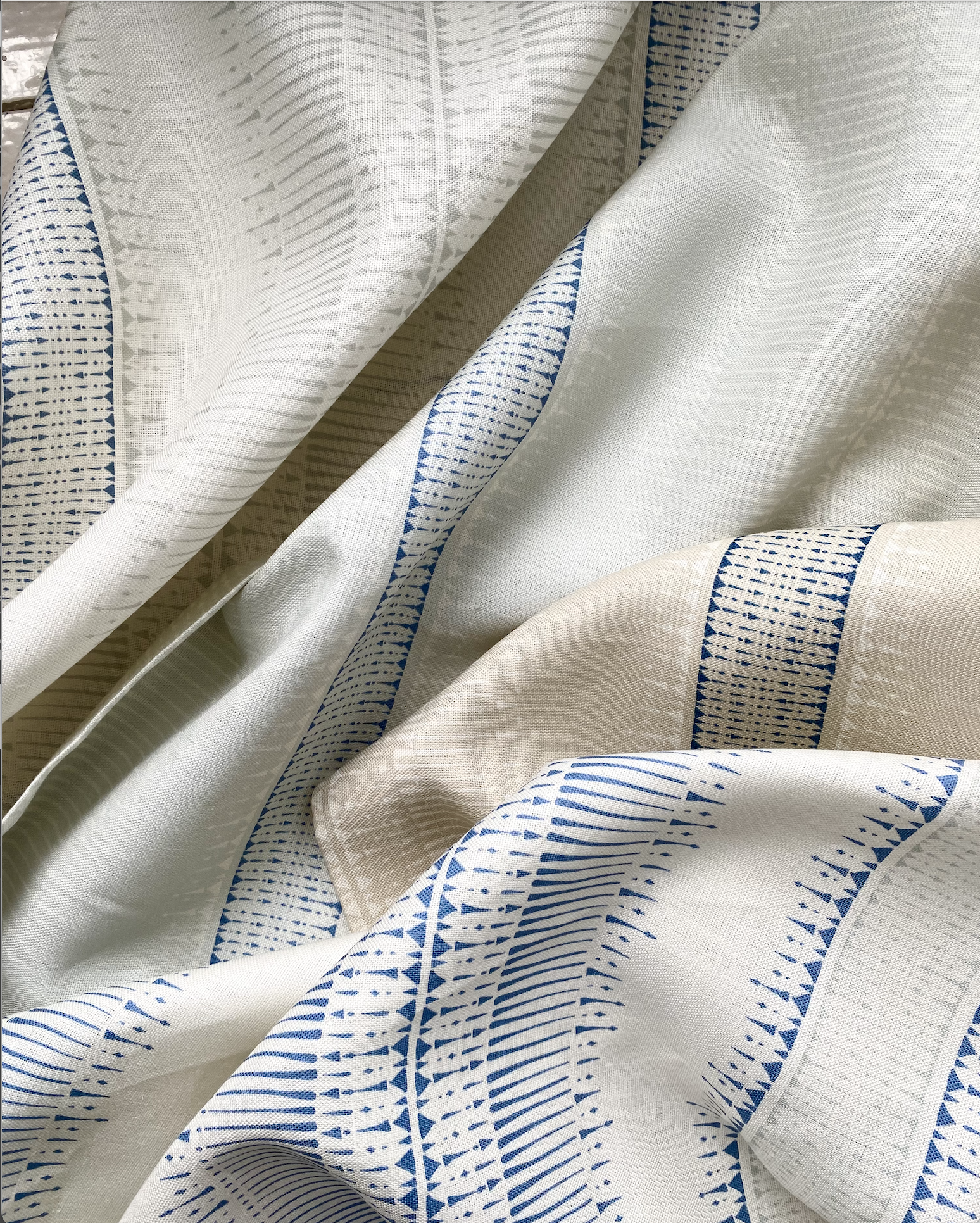 ribbon stripe on linen