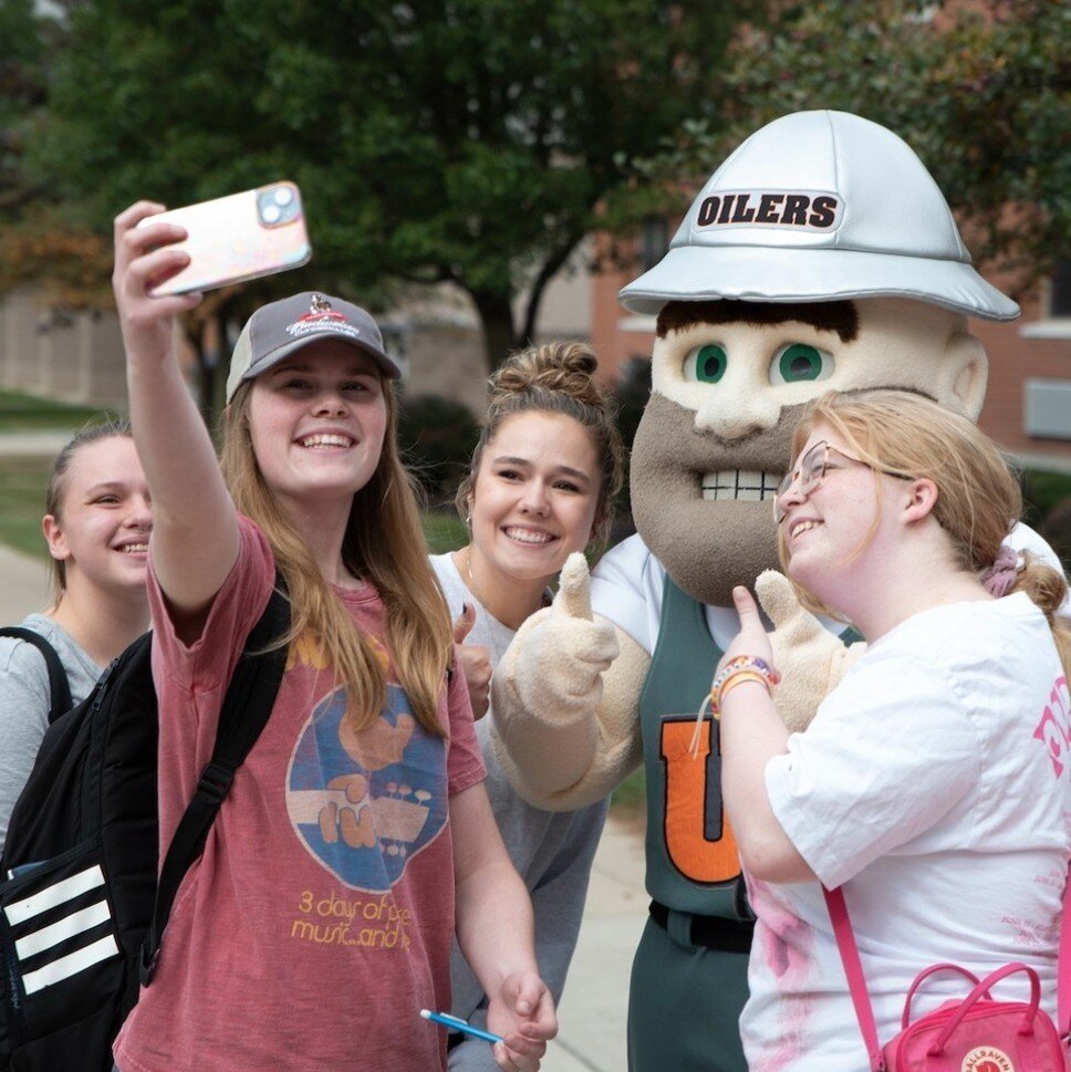 @ufindlay is known for excellence in its science, health professions, animal science, and equestrian studies programs while cultivating the next generation of business leaders, educators, and innovative thinkers through a dedication to experiential l