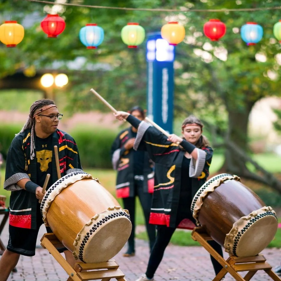 #MotW With more than 175 student organizations, @oberlincollege gives you room to explore every side of yourself. Hip-hop groups, fencing and ultimate teams, cultural associations, printmaking collectives, music ensembles, political organizations, me