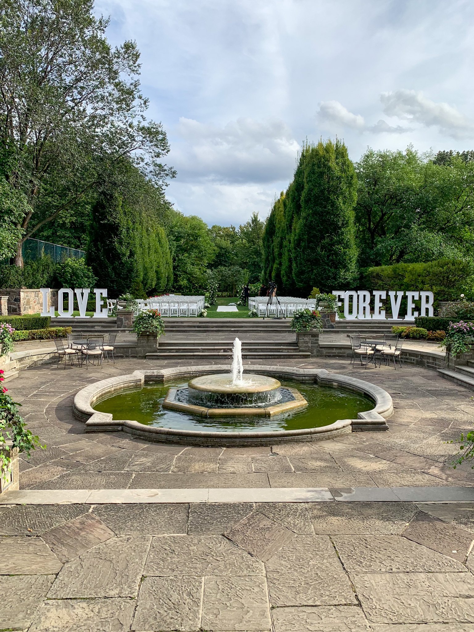 Toronto outdoor venue Graydon hall manor