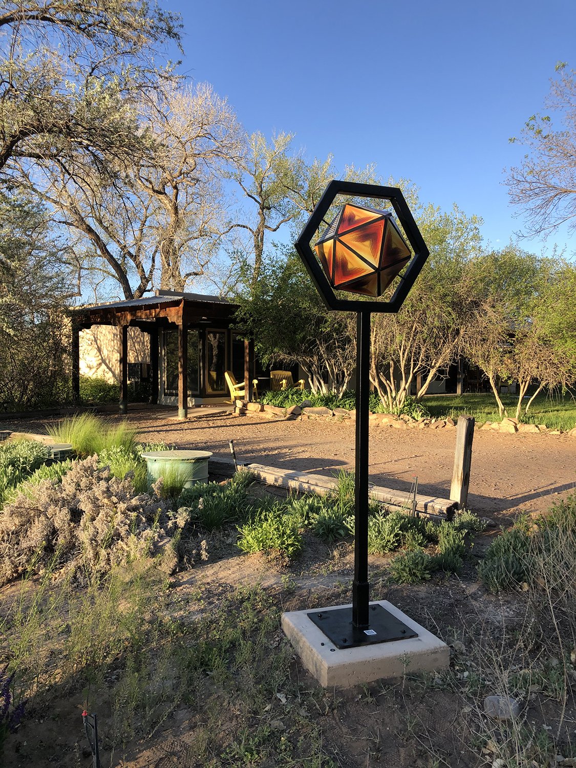 Icosahedron Lava Abiquiu NM 3.jpg