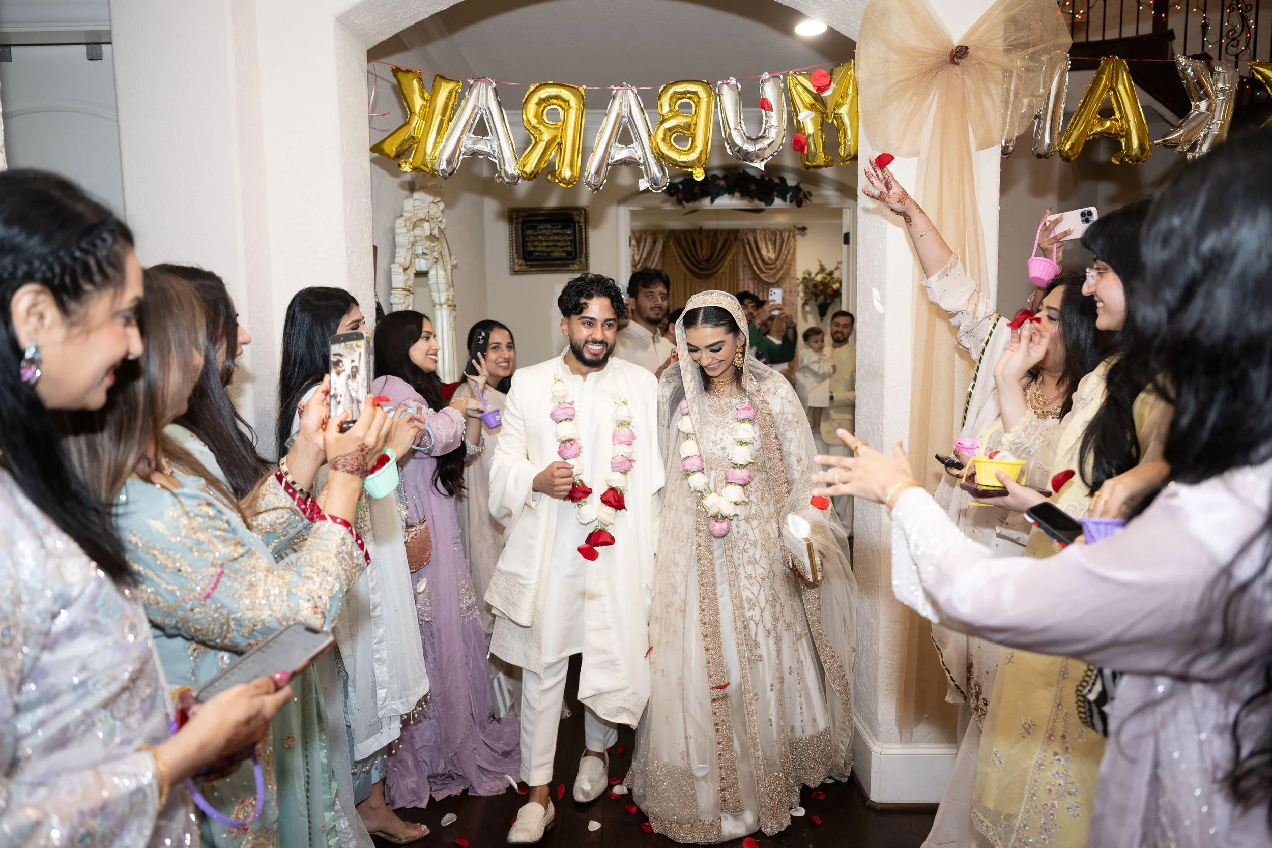 ahsan-aatika-sneak-peek-david-baker-studios-210.JPG