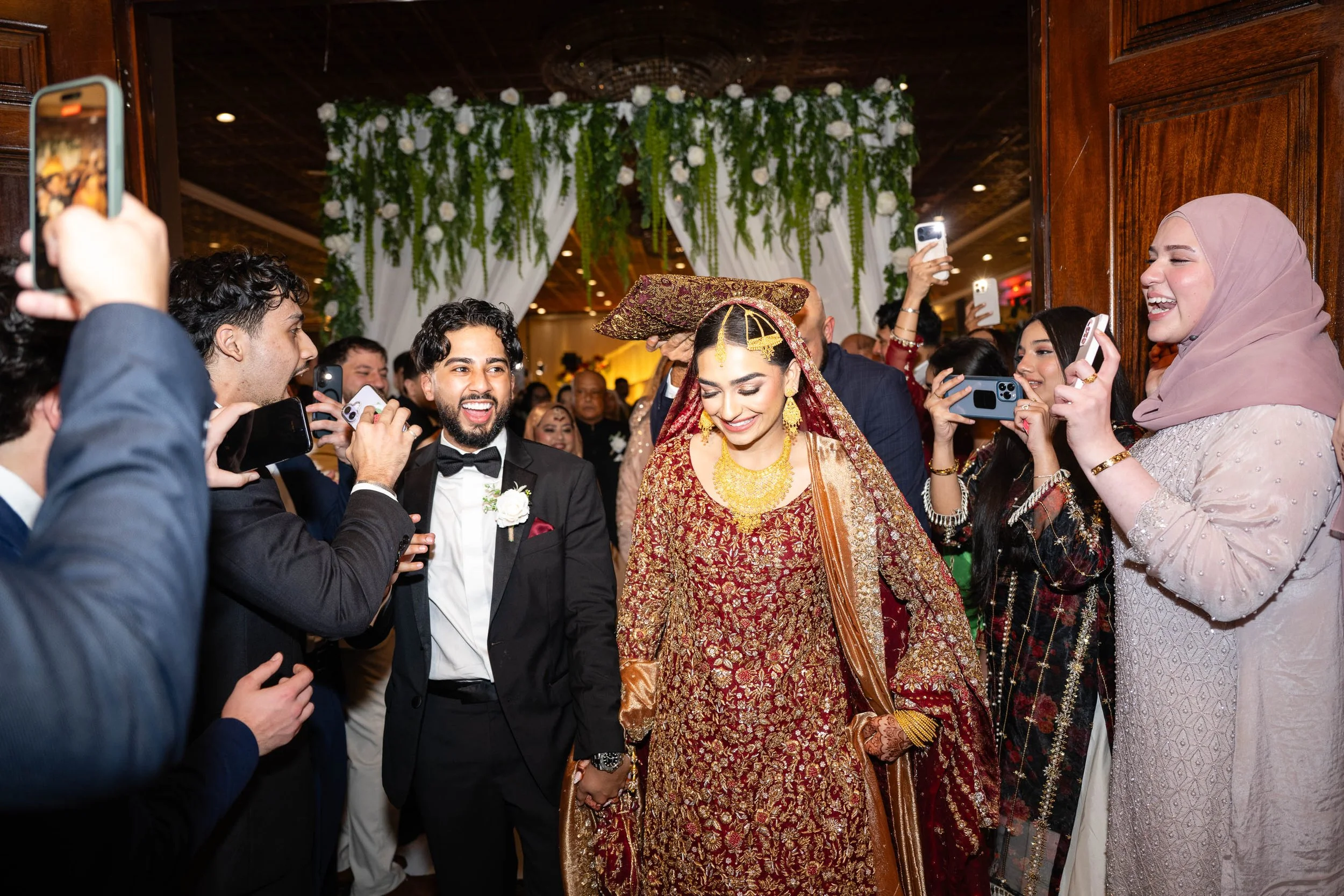 ahsan-aatika-sneak-peek-david-baker-studios-783.JPG