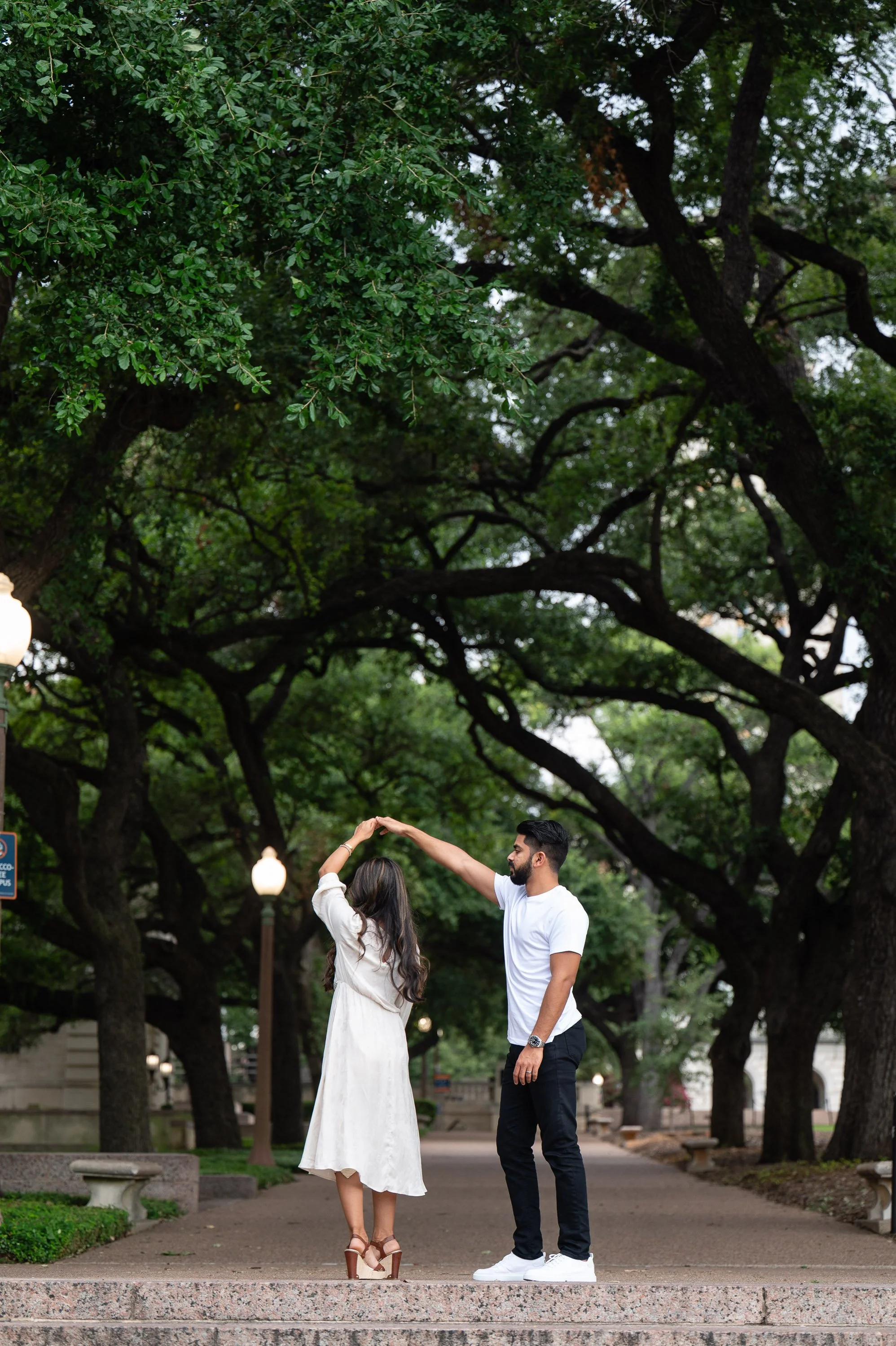 university-of-texas-engagement-photography---austin-photographer---David-Baker-Studios-8.JPG